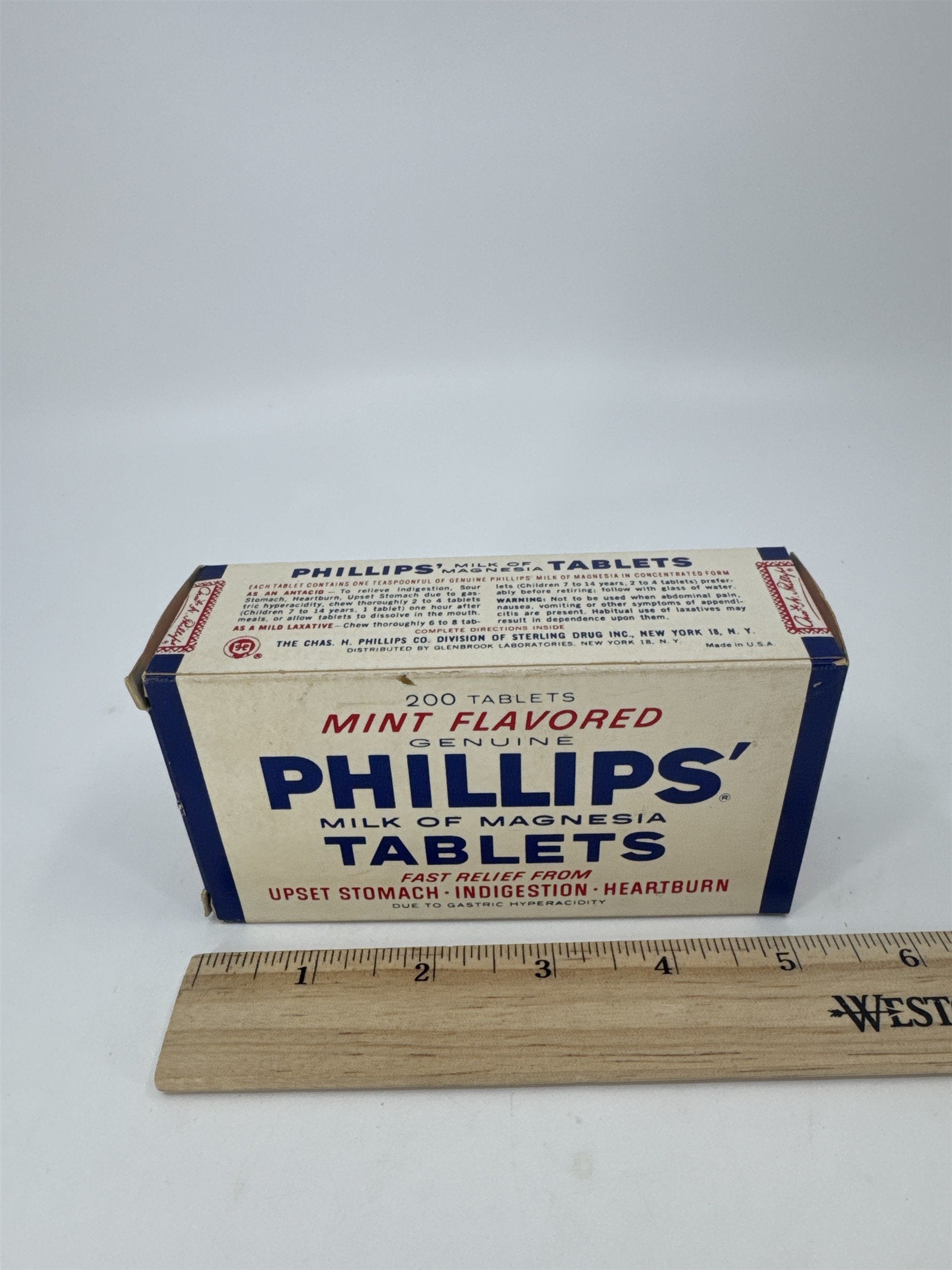 Vintage Mint Flavored Genuine Phillips' Milk Of Magnesia 200 Tablets