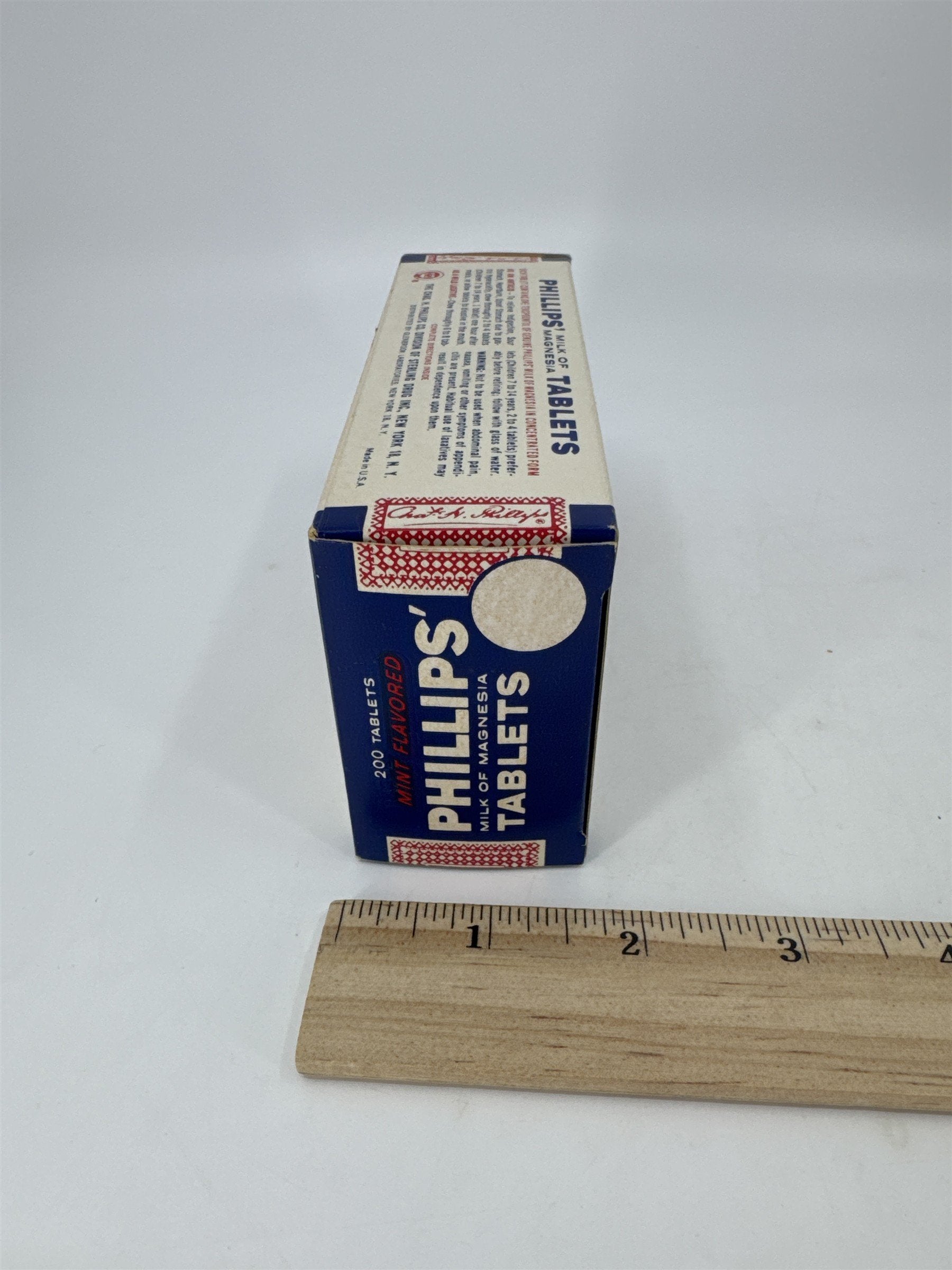 Vintage Mint Flavored Genuine Phillips' Milk Of Magnesia 200 Tablets