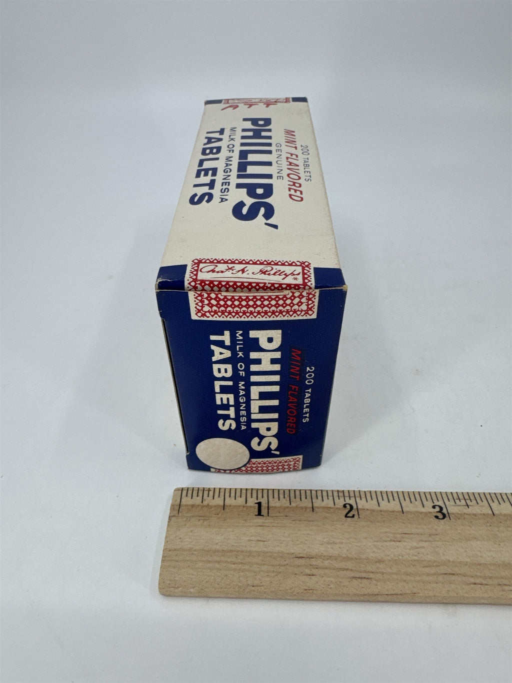 Vintage Mint Flavored Genuine Phillips' Milk Of Magnesia 200 Tablets