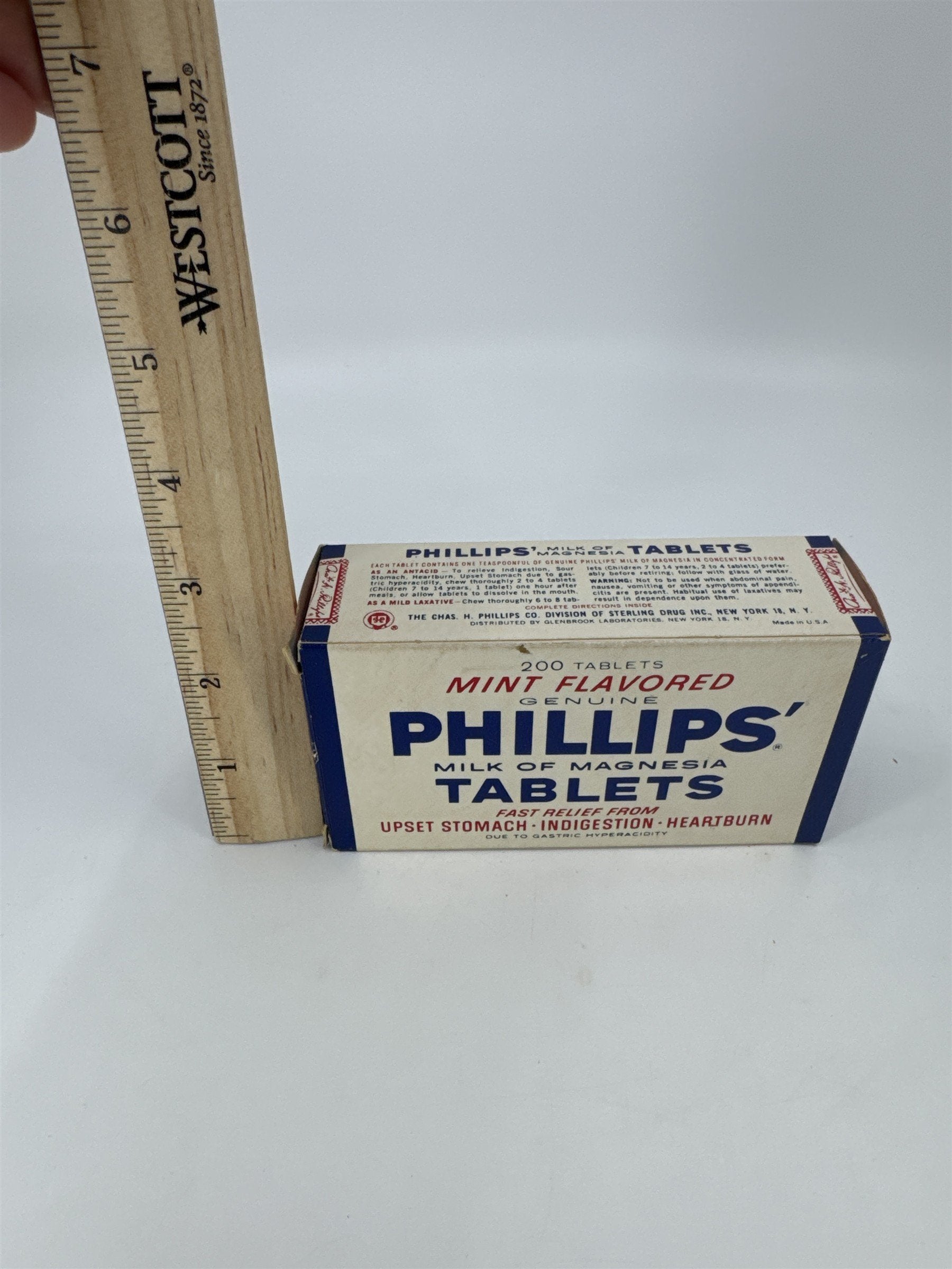 Vintage Mint Flavored Genuine Phillips' Milk Of Magnesia 200 Tablets