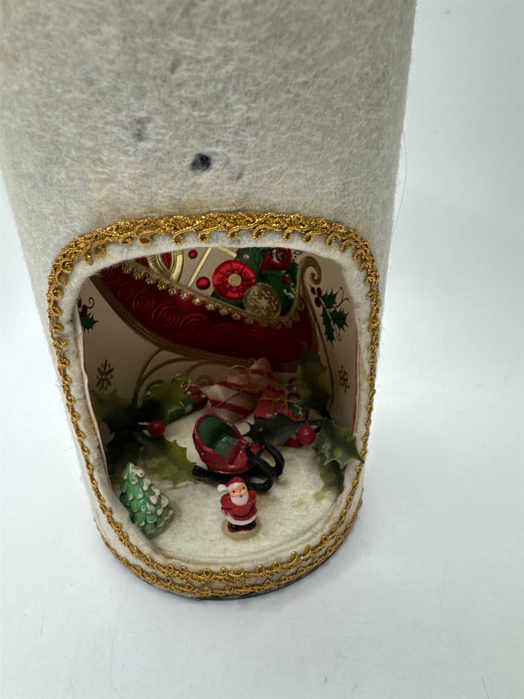 Vintage Christmas Diorama Votive Candle Holder Felt Santa Miniature Kitsch