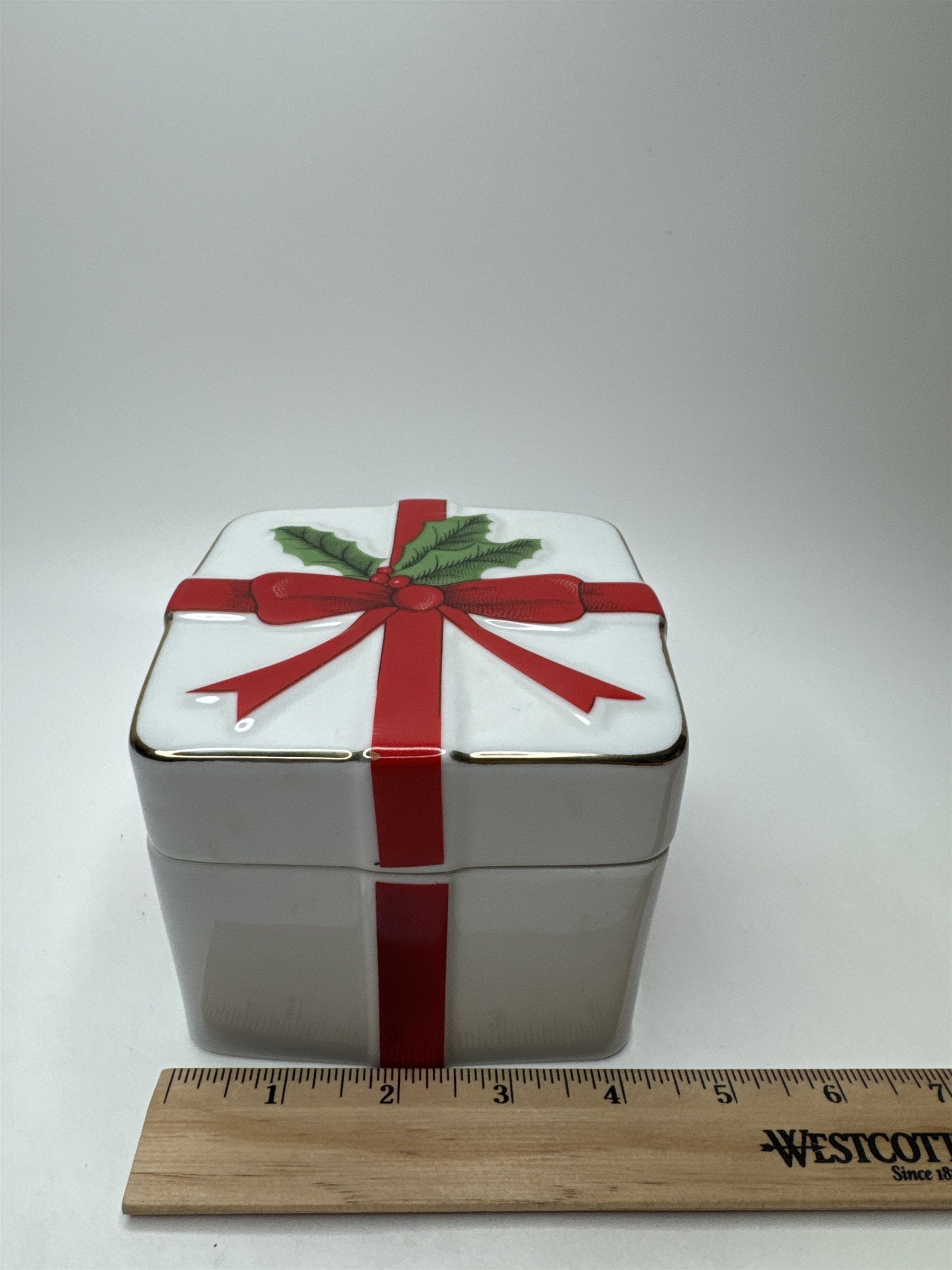 Vintage Present Gift Box Trinket Box Red Ribbon Christmas Holiday Jewelry