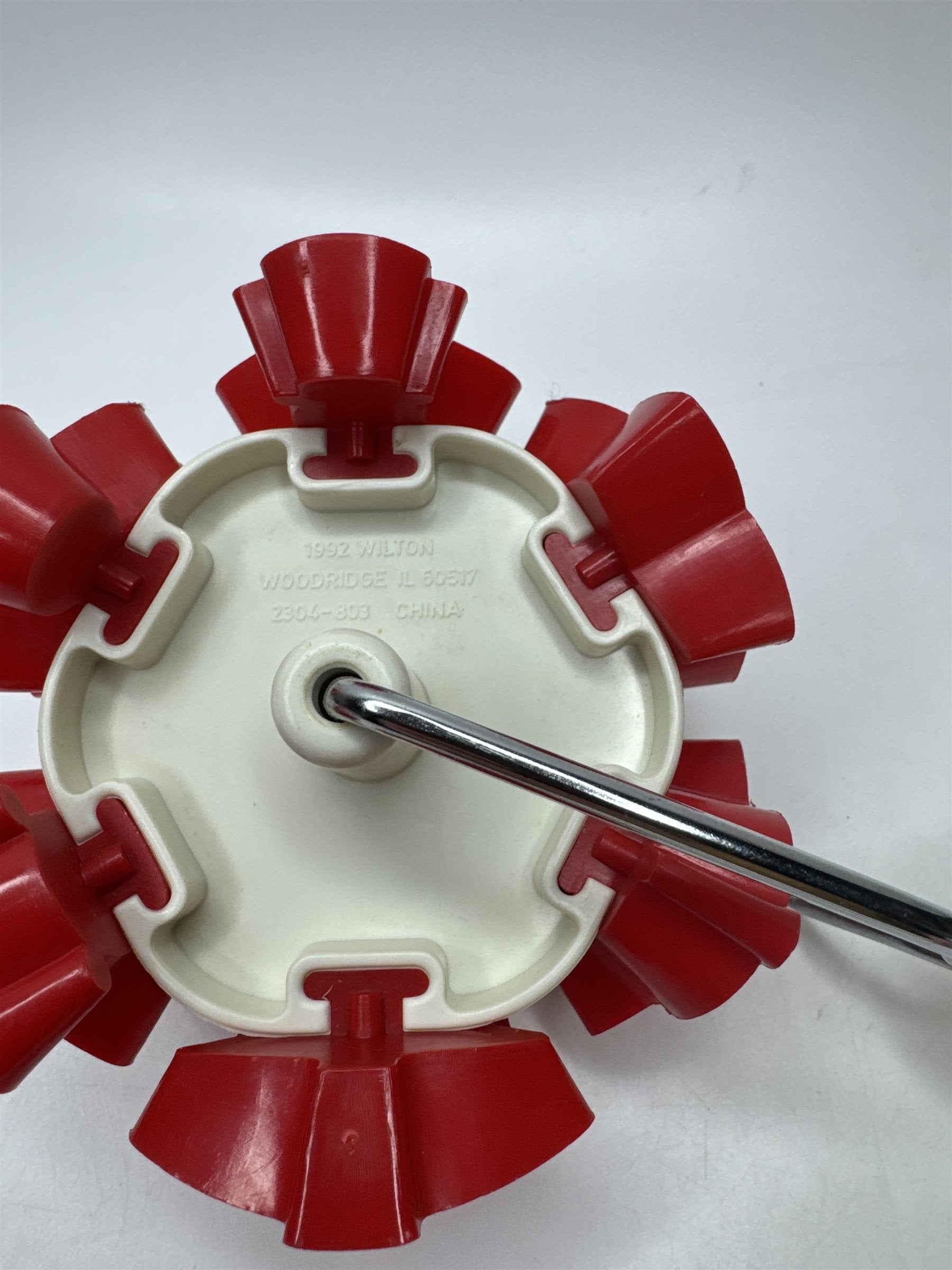 1992 Wilton Santa Rolling Cookie Cutter Wheel Pastry Tool Christmas Plastic
