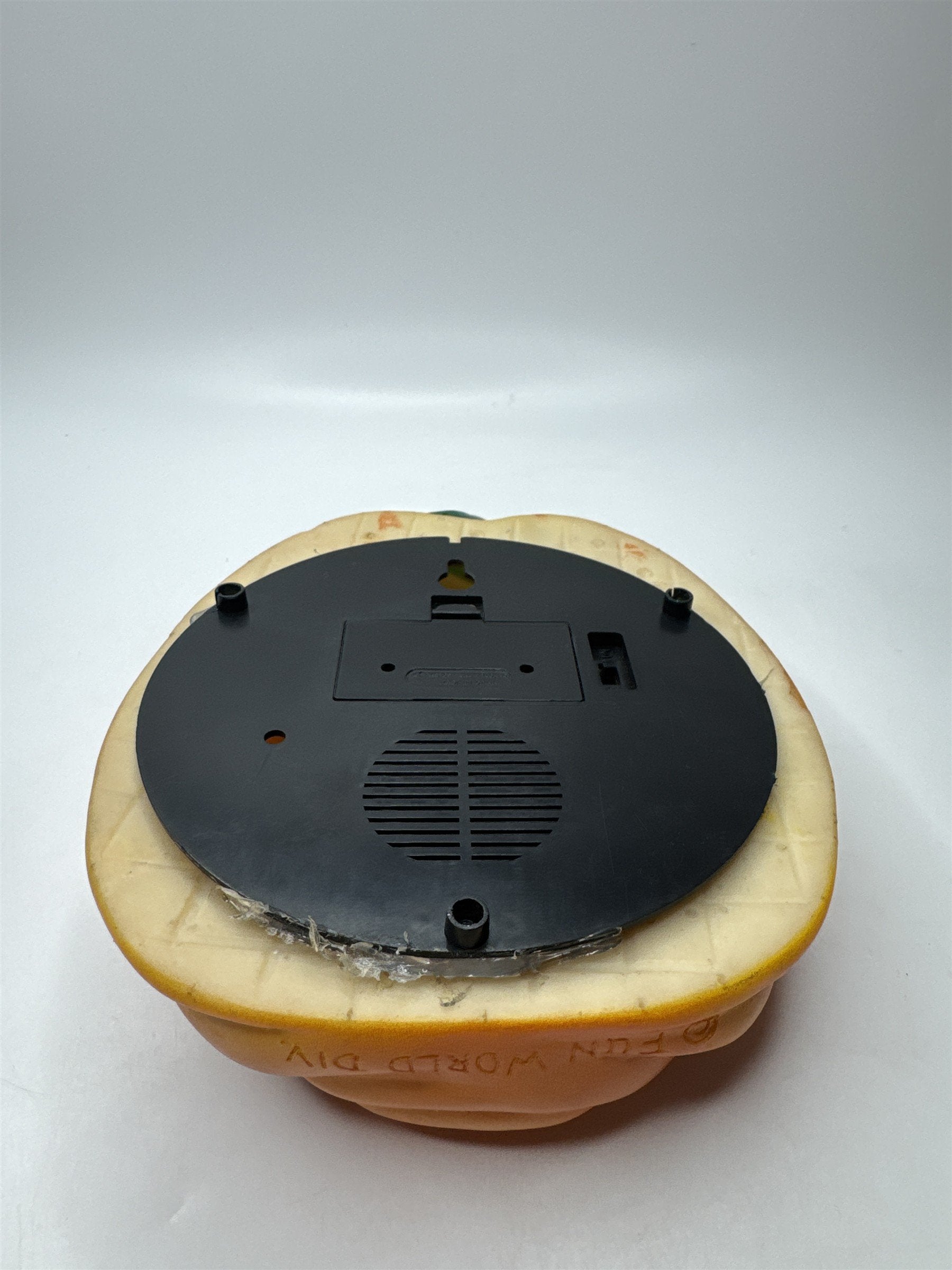 Vintage Halloween Talking Pumpkin Wall Decor Motion Activated Scary Light Up