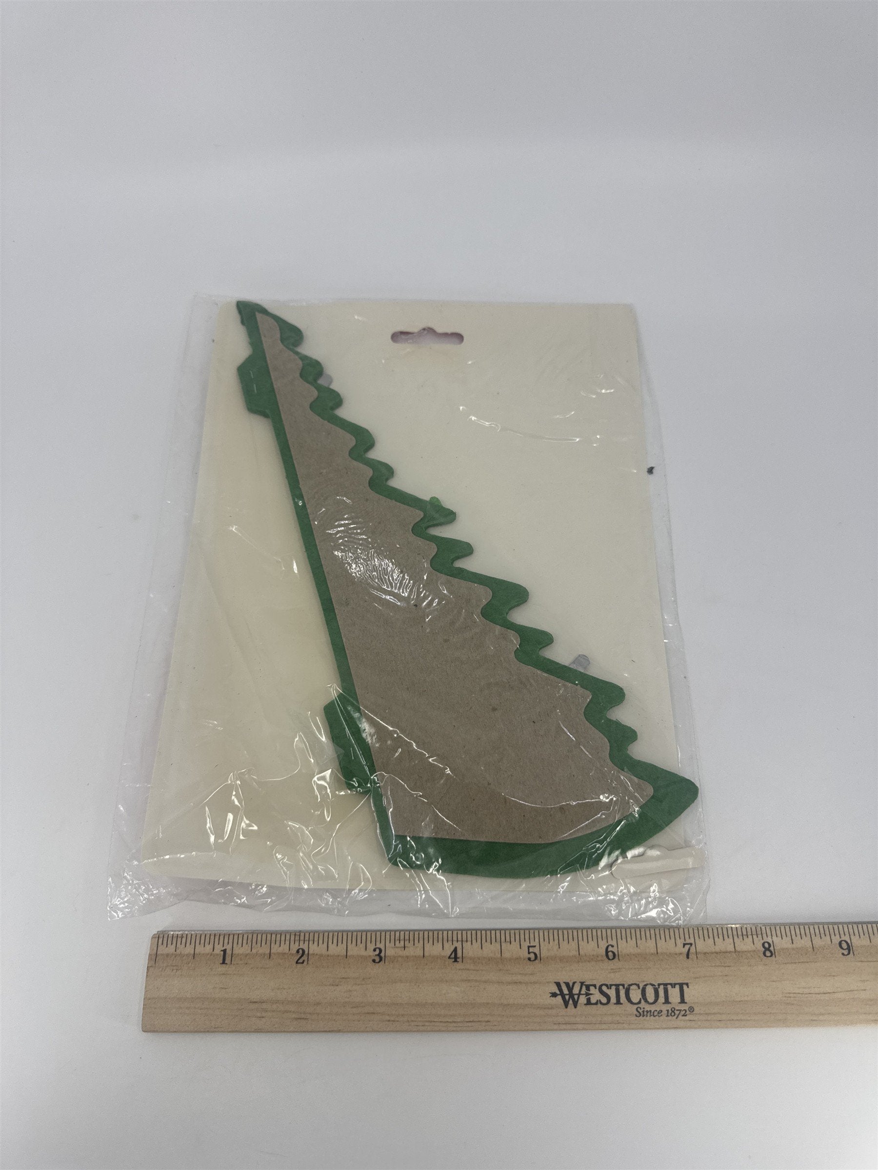 Vintage Beistle Christmas Honeycomb Art-Tissue Paper Green Tree Centerpiece