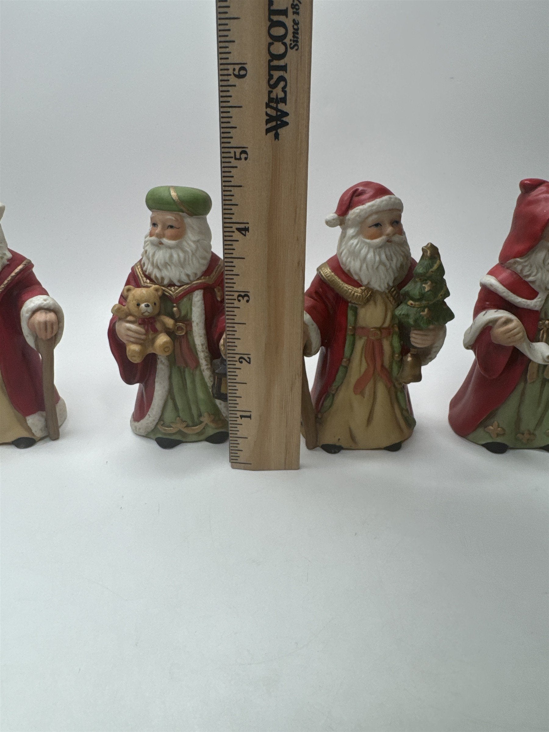 SET of 4 HOMCO Santa Claus Figurines Christmas Decor Ceramic Vintage 5610