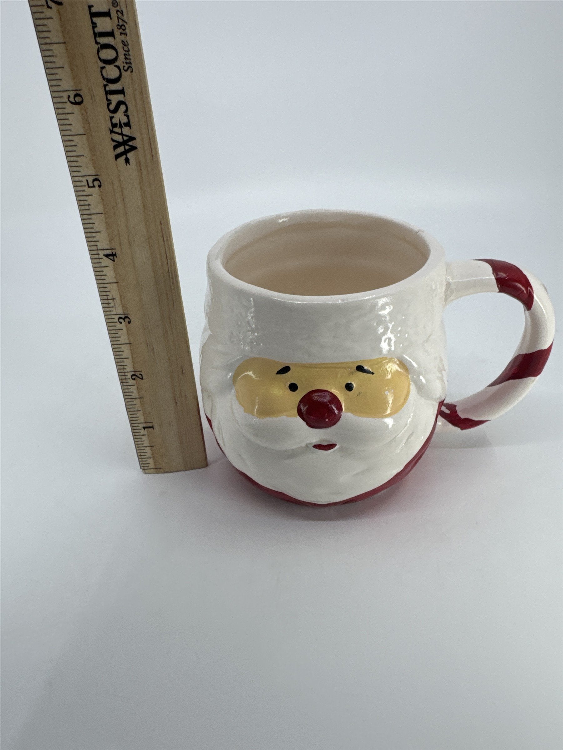 Ceramic Santa Clause Face Mug Christmas Holiday Coffee/Cocoa Mug *Chipped Paint
