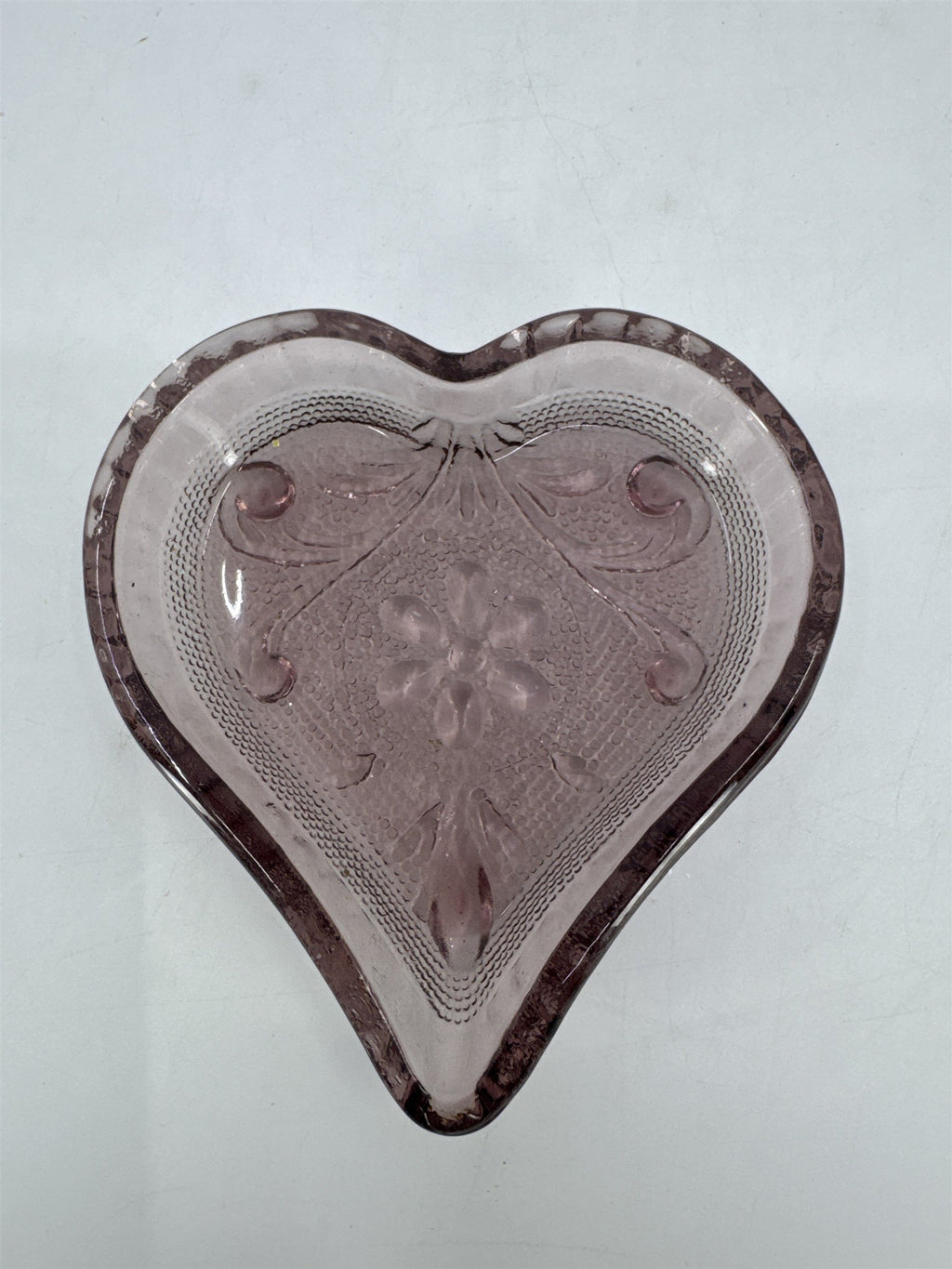 Vintage Indiana Glass Amethyst Heart Shaped Trinket Dish Candy/Jewelry Dish