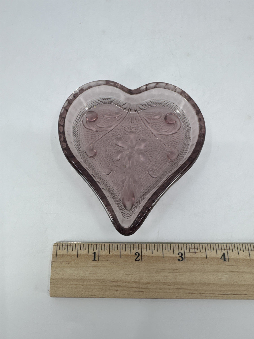Vintage Indiana Glass Amethyst Heart Shaped Trinket Dish Candy/Jewelry Dish