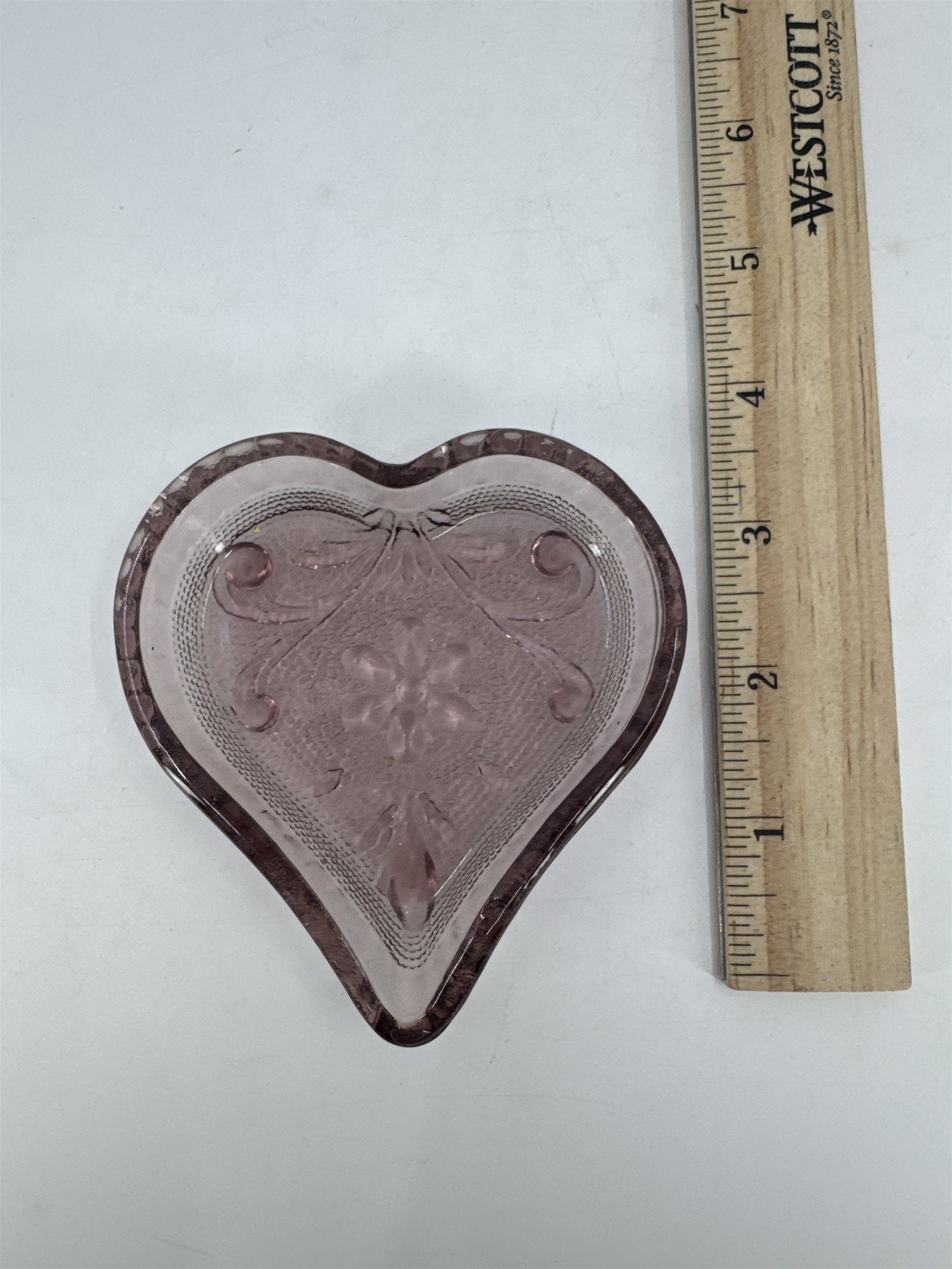 Vintage Indiana Glass Amethyst Heart Shaped Trinket Dish Candy/Jewelry Dish