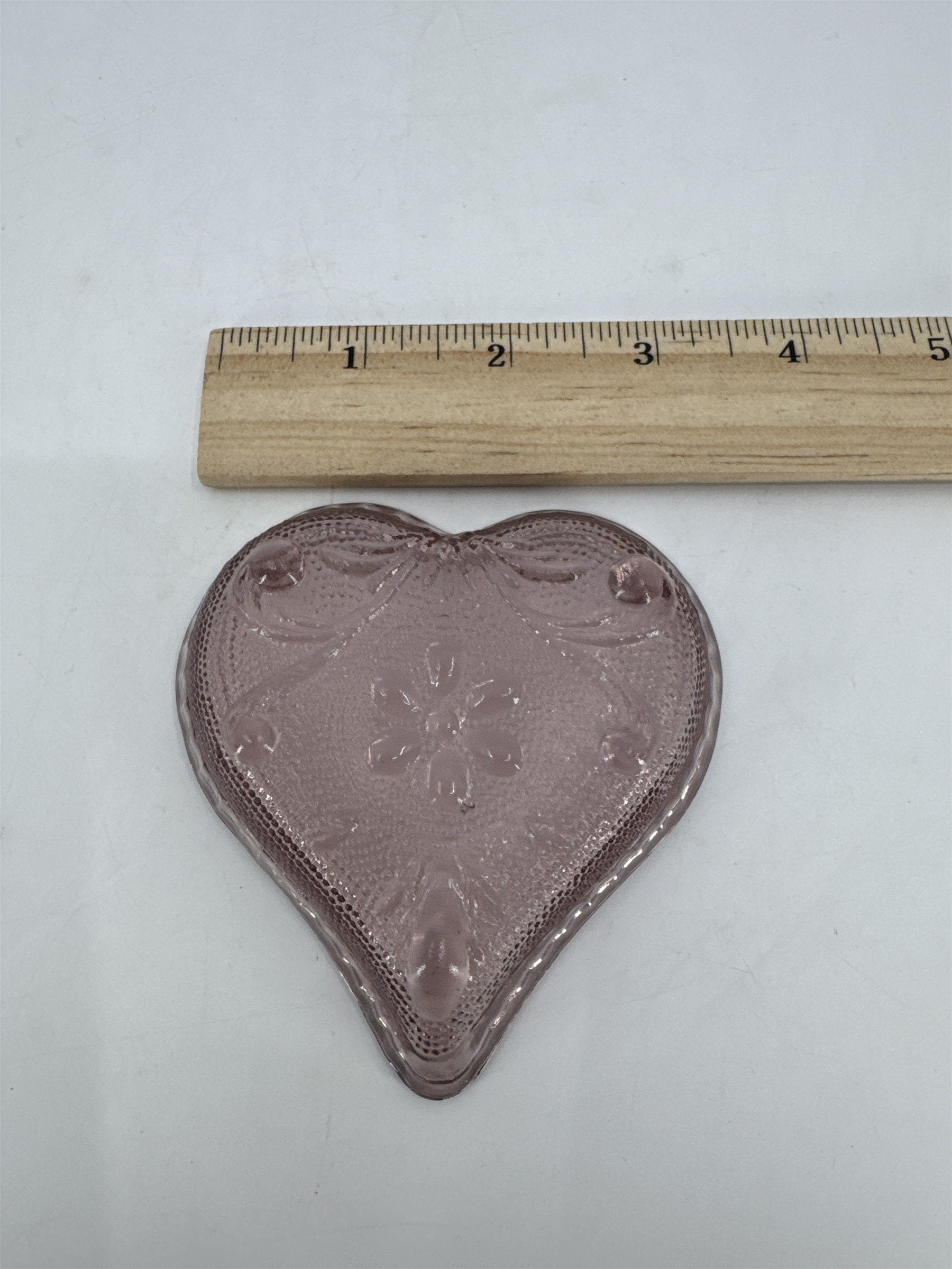 Vintage Indiana Glass Amethyst Heart Shaped Trinket Dish Candy/Jewelry Dish