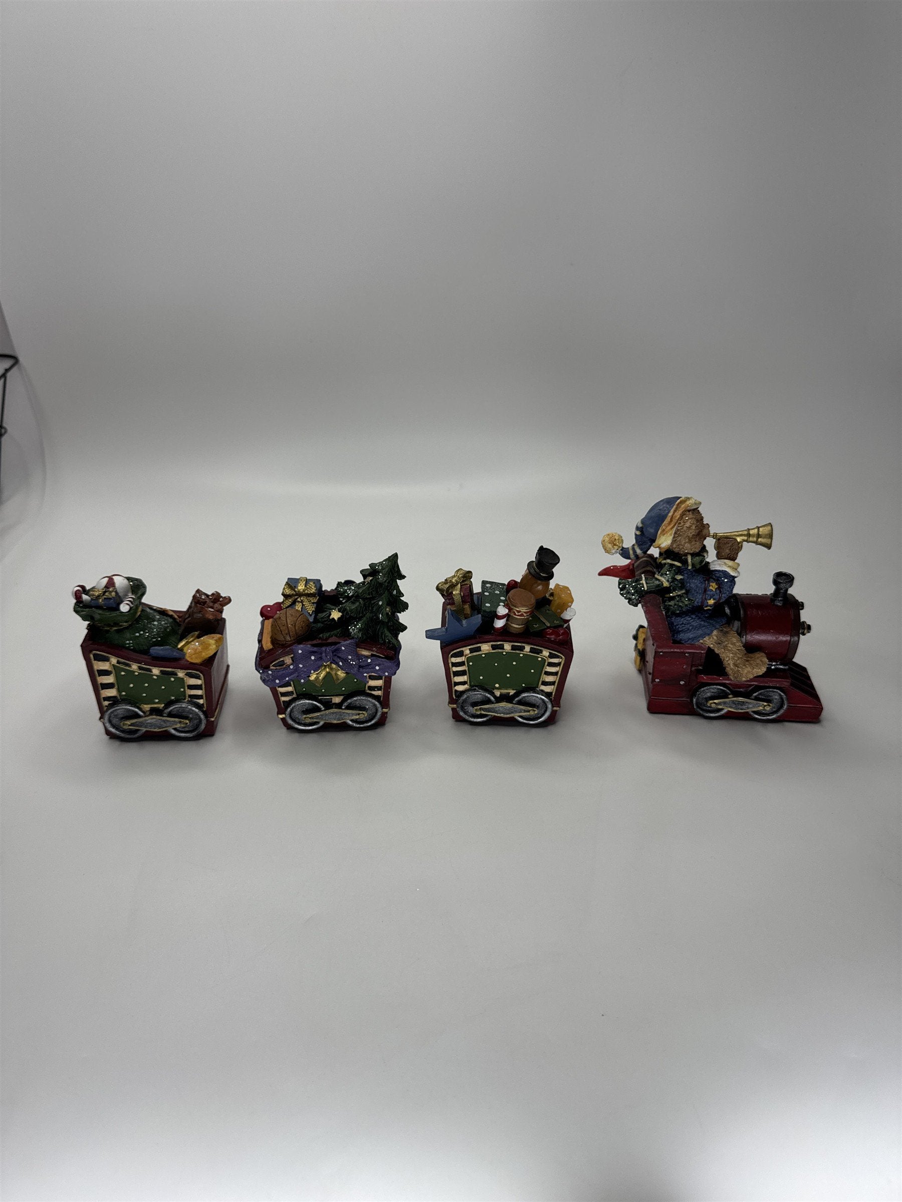 Home Interiors Bear's Train Vintage Figurine Set 4pc Christmas Holiday Decor