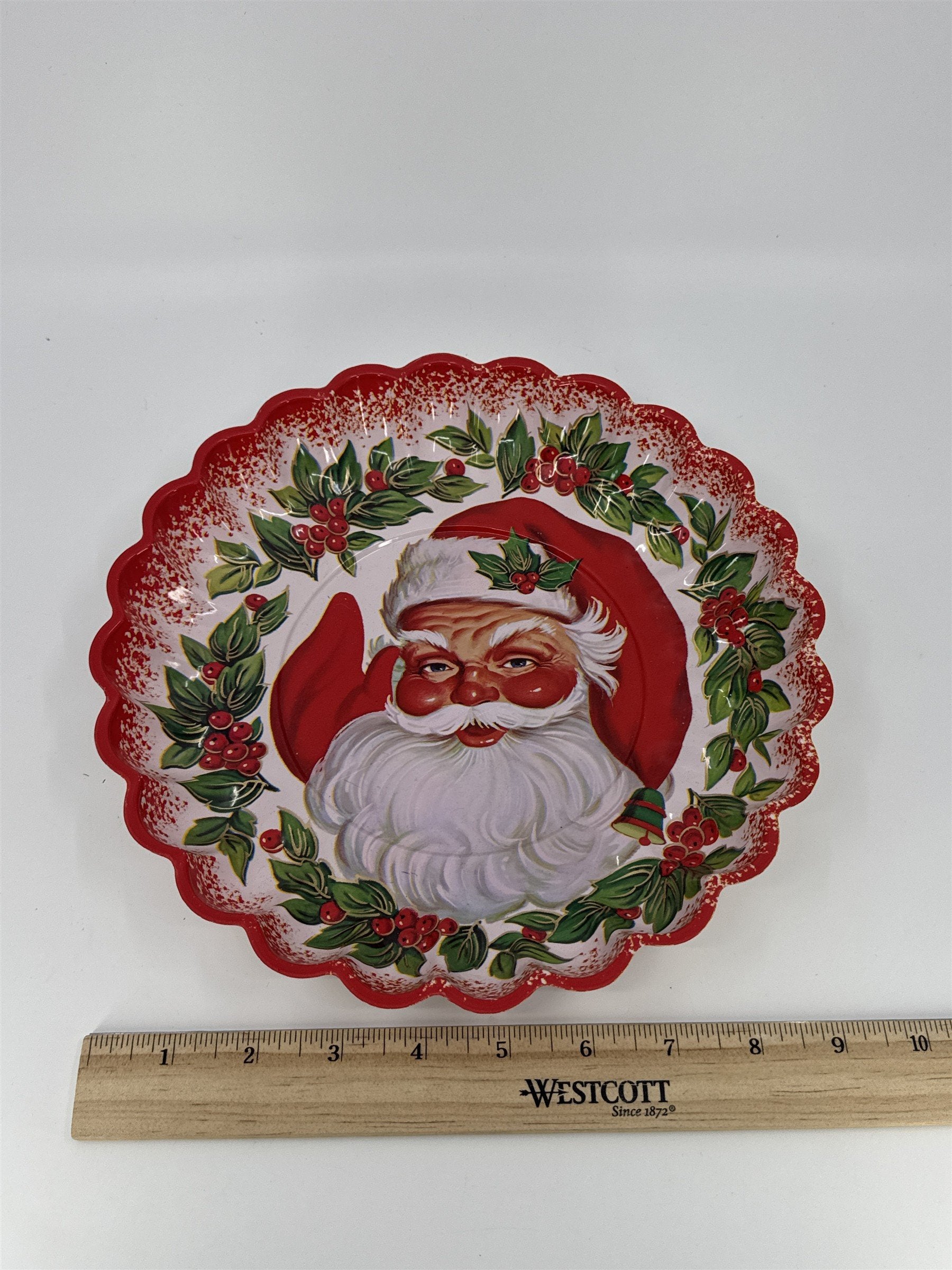 Vintage Plastic Christmas Santa Clause Decorative Scalloped Serving Tray