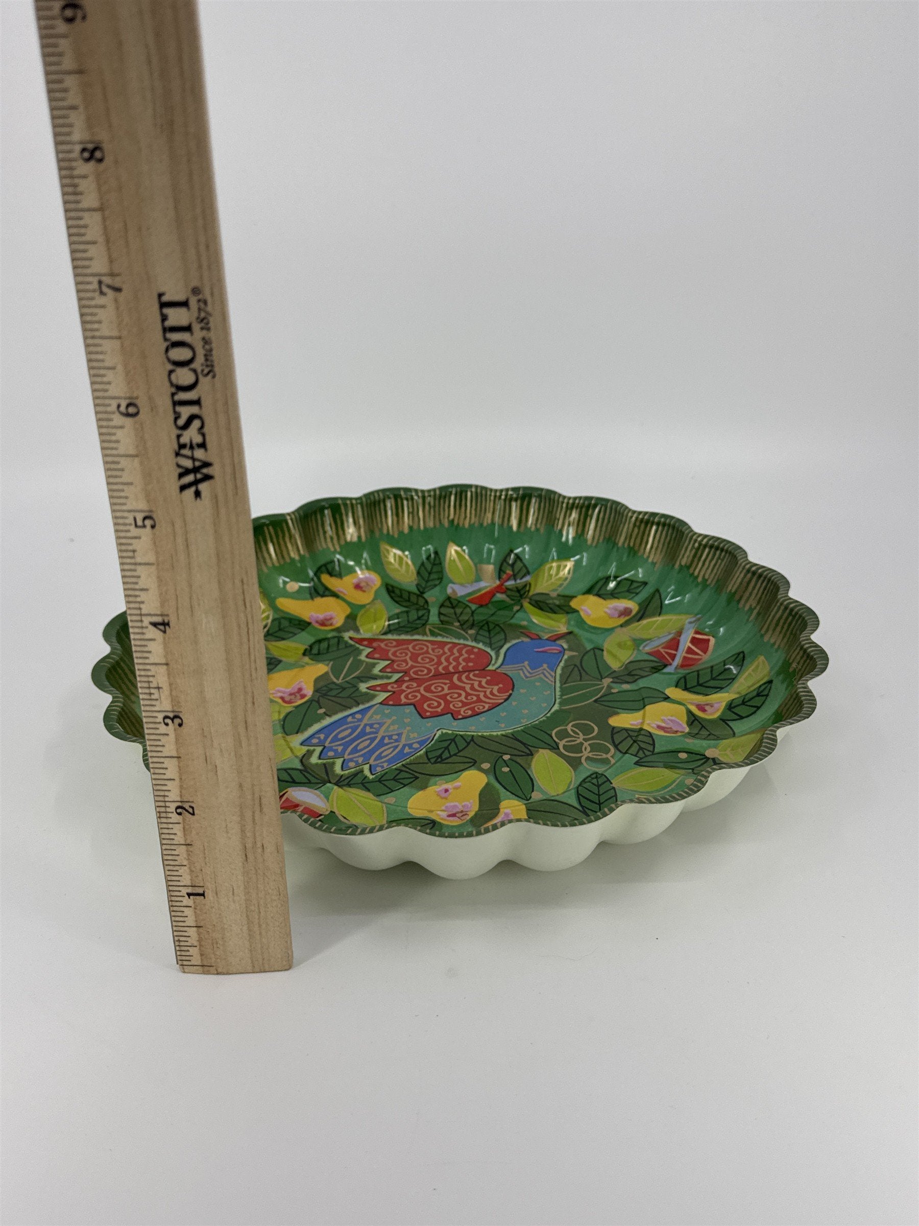 Vintage Plastic 12 Days Of Christmas Decorative Scalloped Serving Tray