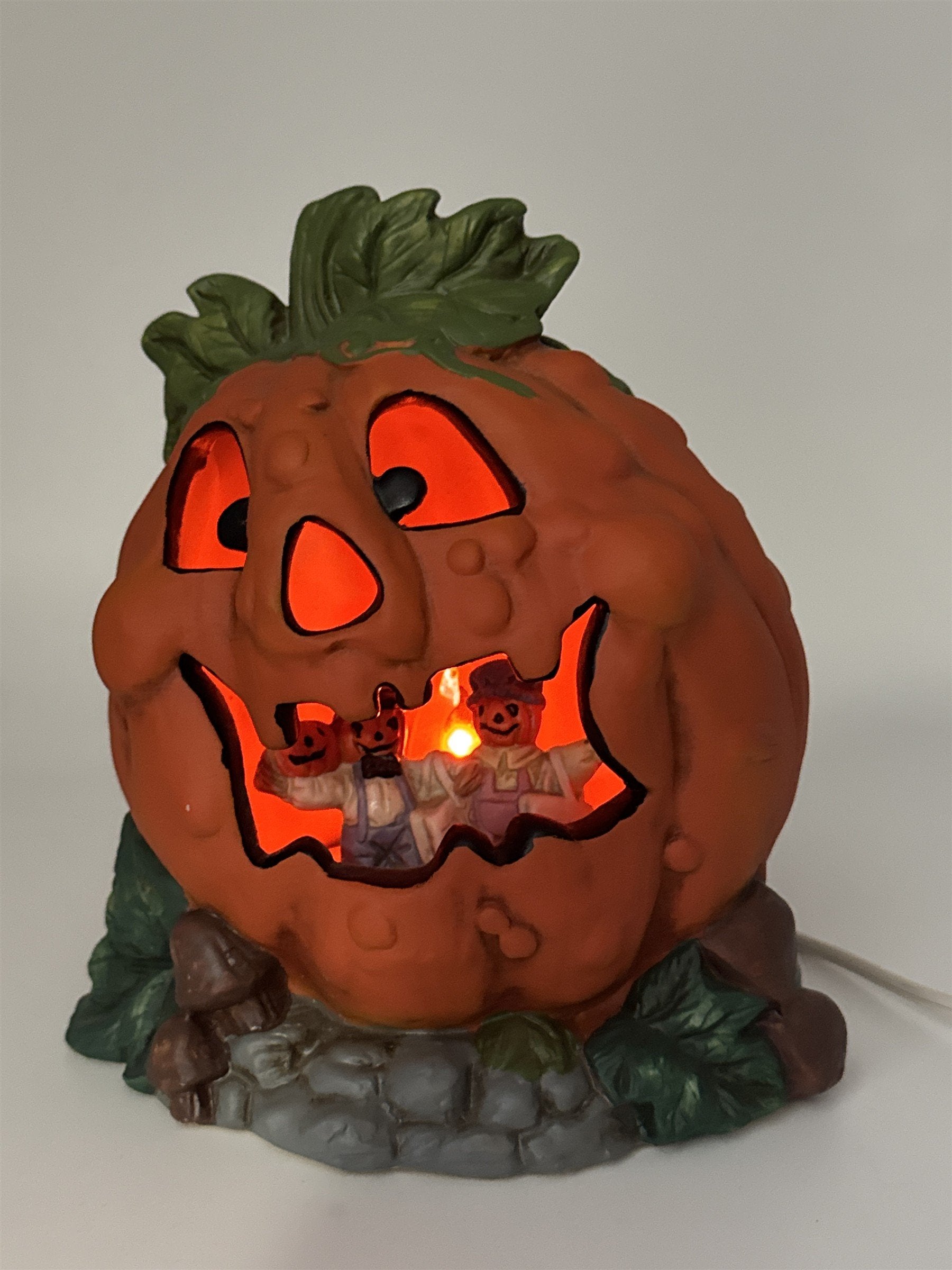 Vintage Brinns Lighted Jack O Lantern Pumpkin W/ Trick Or Treaters Inside