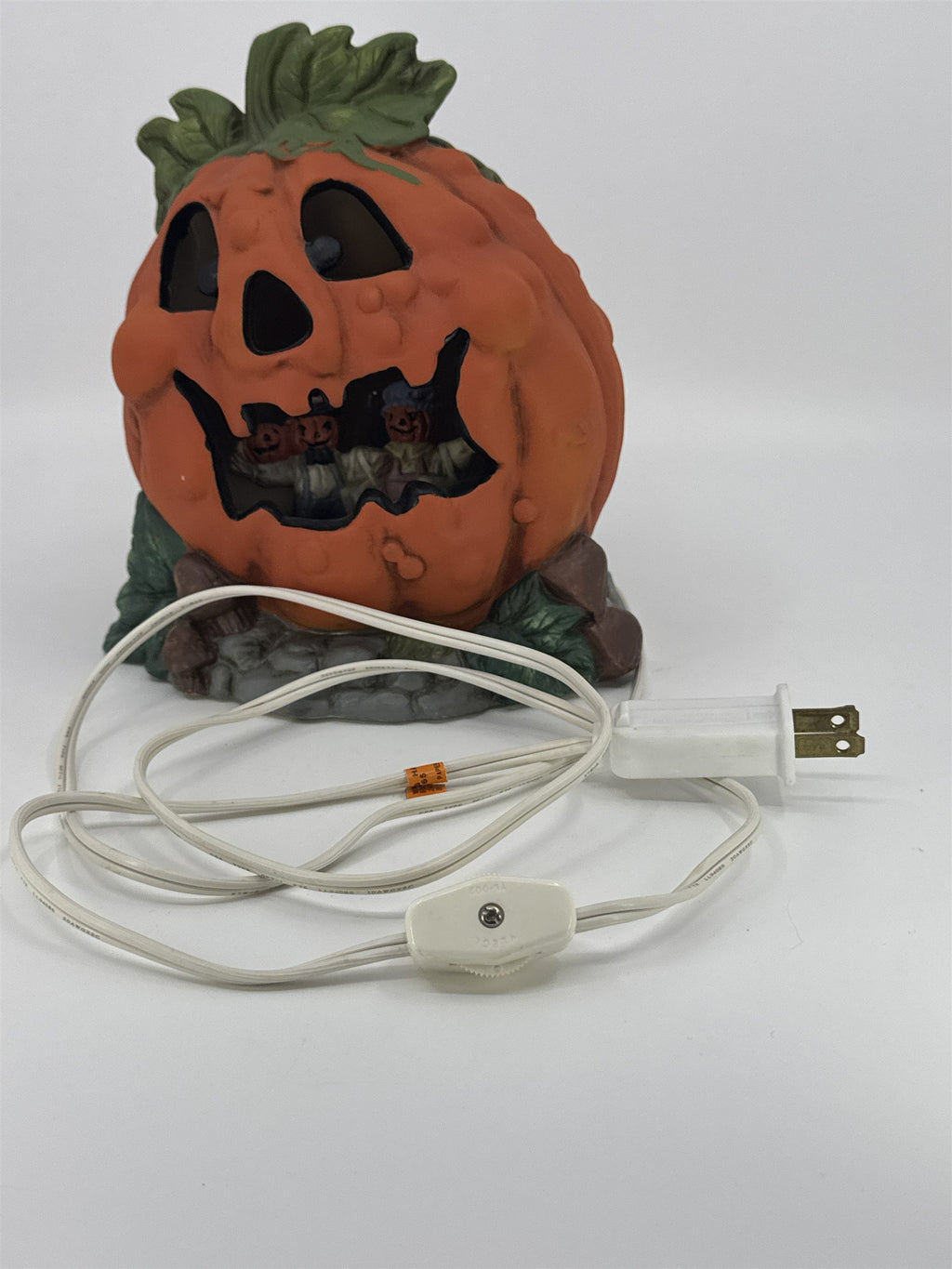 Vintage Brinns Lighted Jack O Lantern Pumpkin W/ Trick Or Treaters Inside
