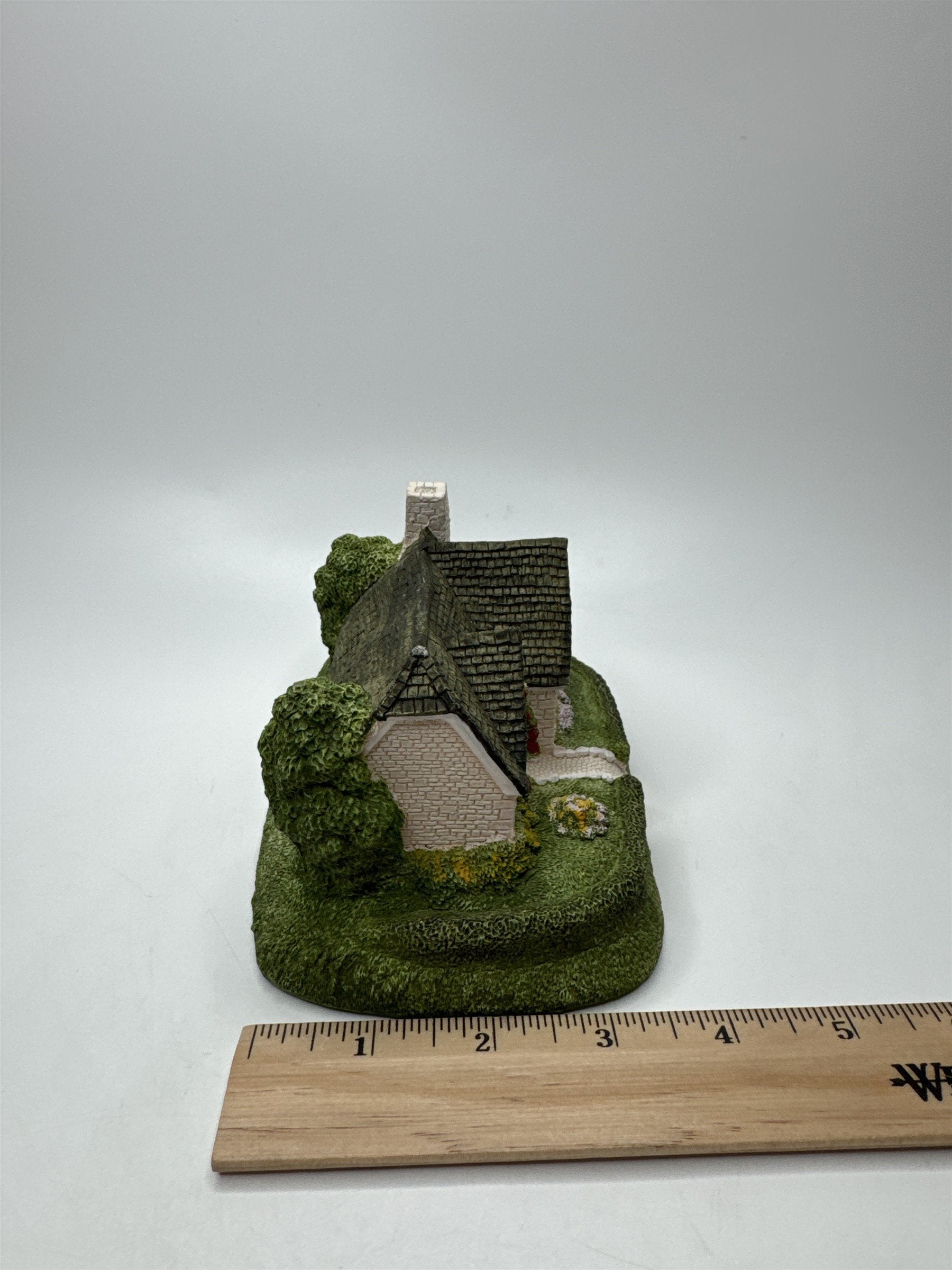 Miniature Village House Figurine Resin Cottage Collectible Display Decor