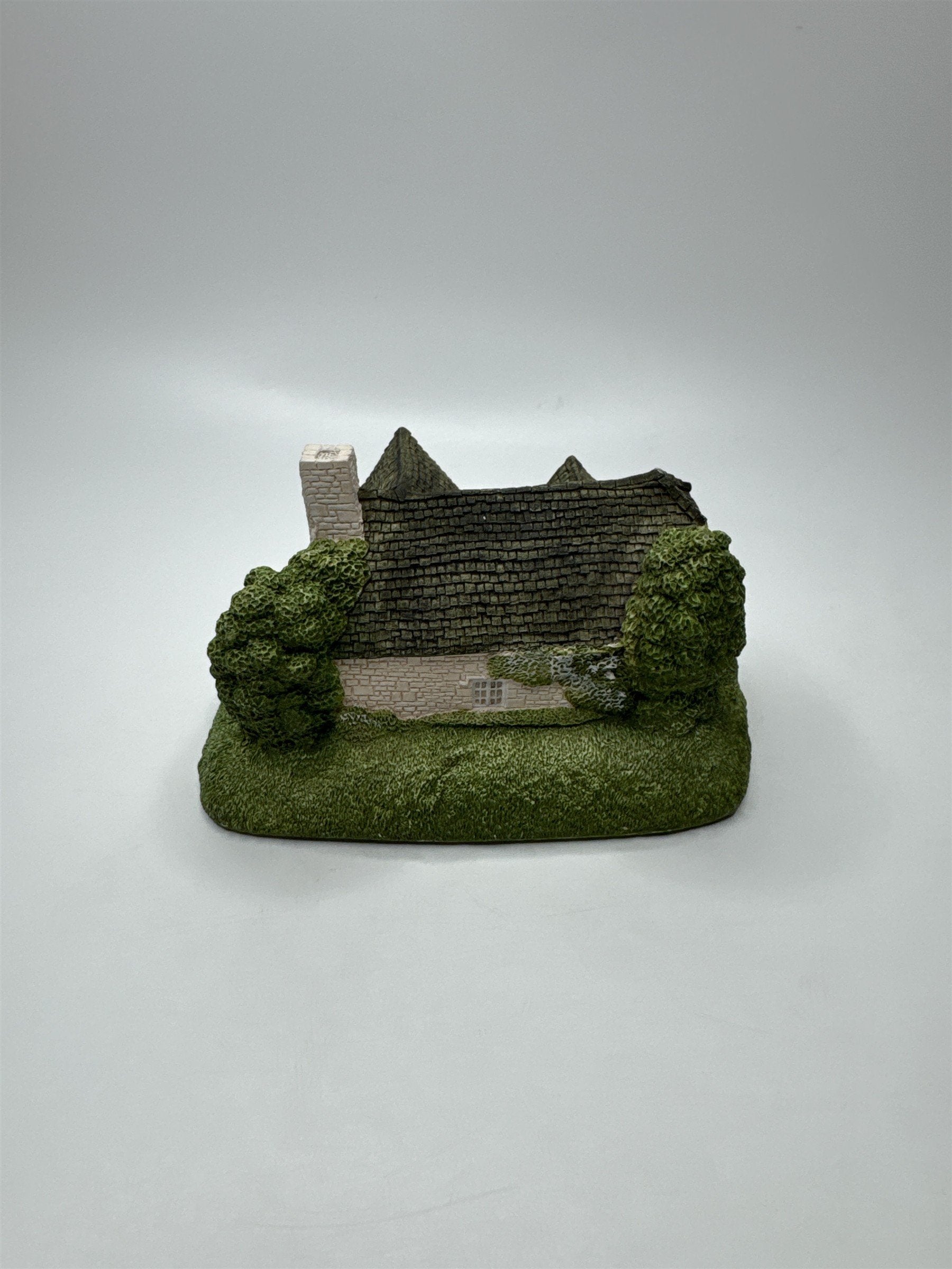 Miniature Village House Figurine Resin Cottage Collectible Display Decor