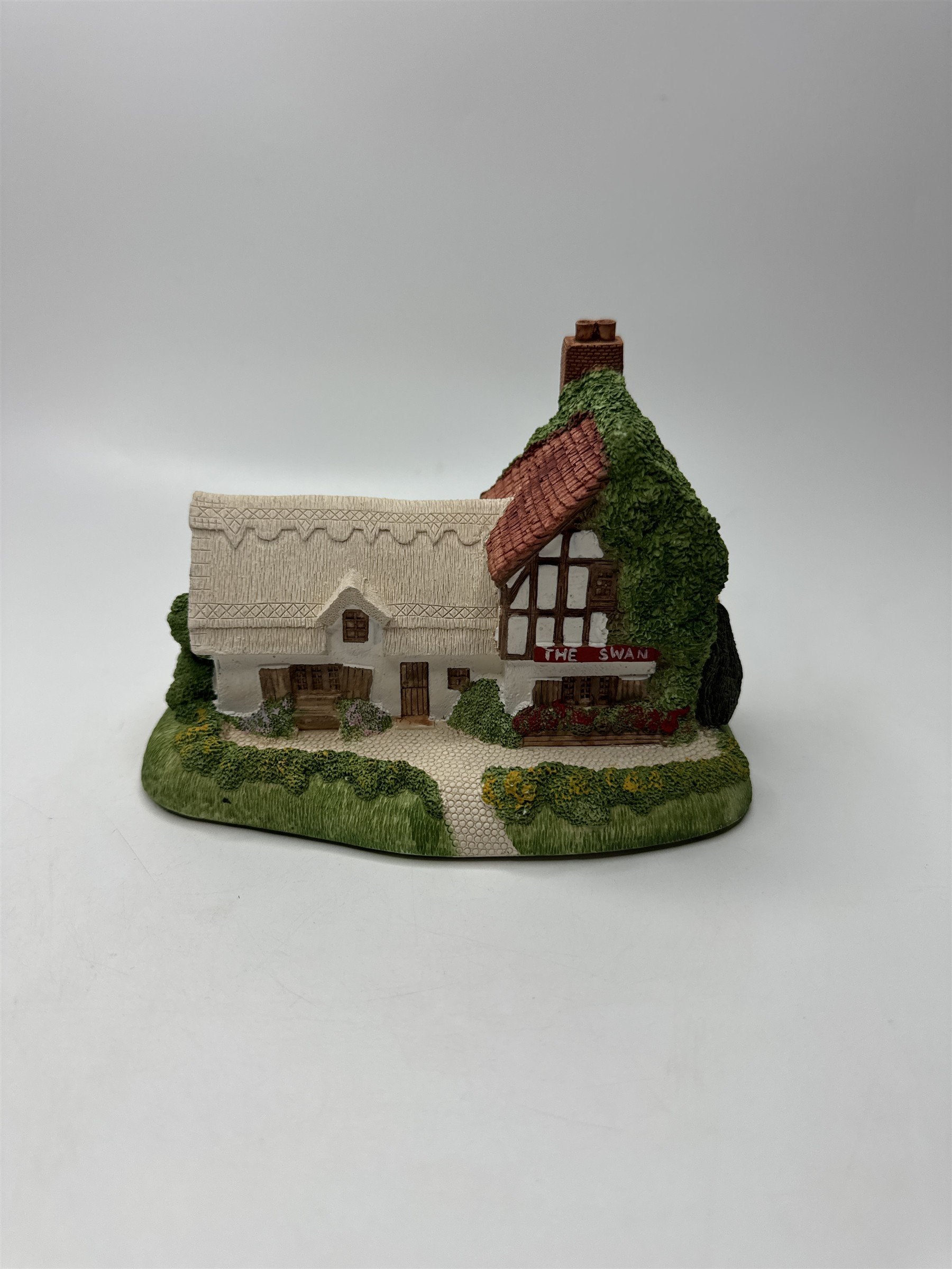 Miniature Village Figurine The Swan Tavern Thatched Roof Collectible Decor