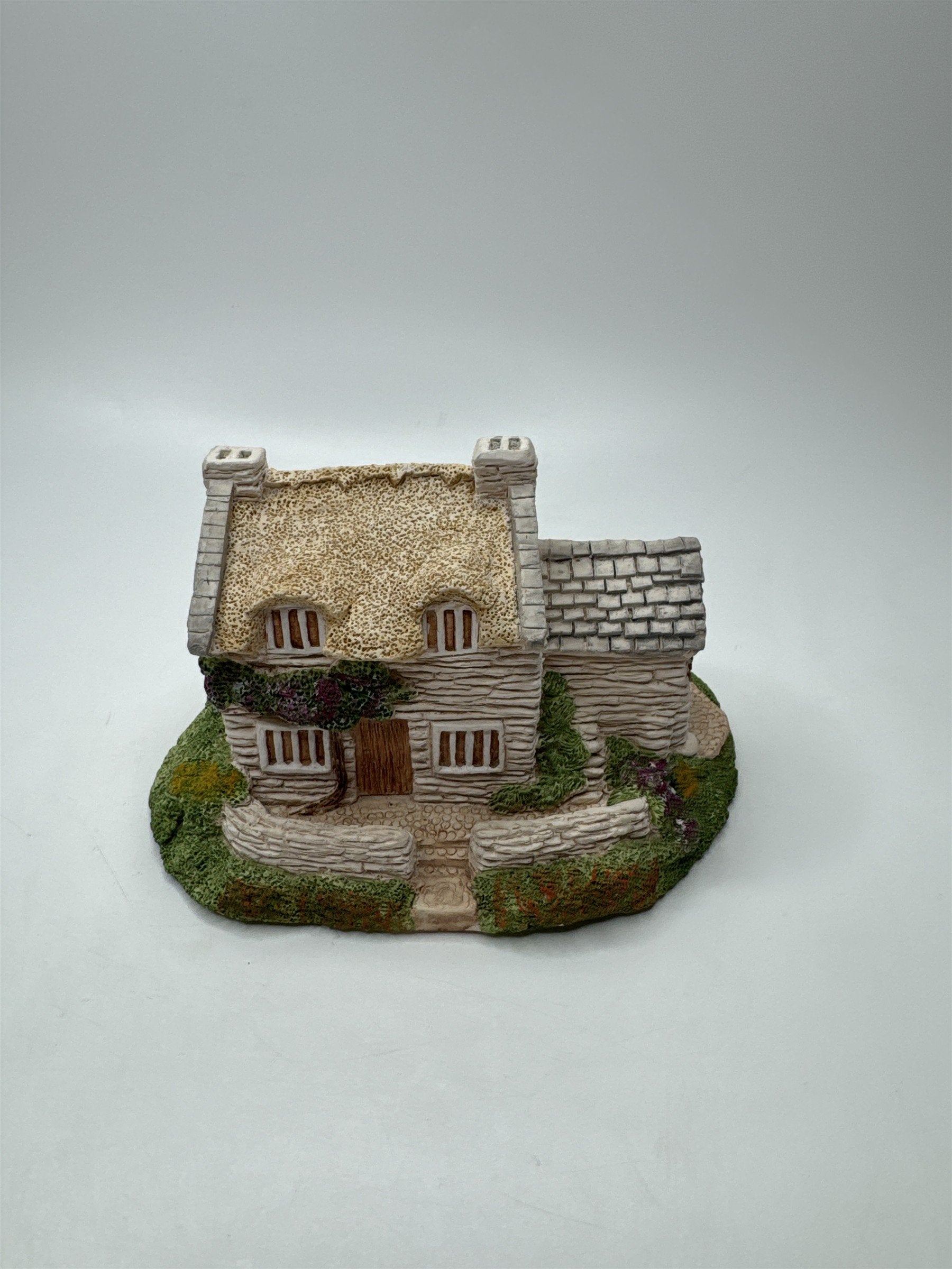 Miniature Village Cottage Thatched Roof Stone Figurine Collectible Decor