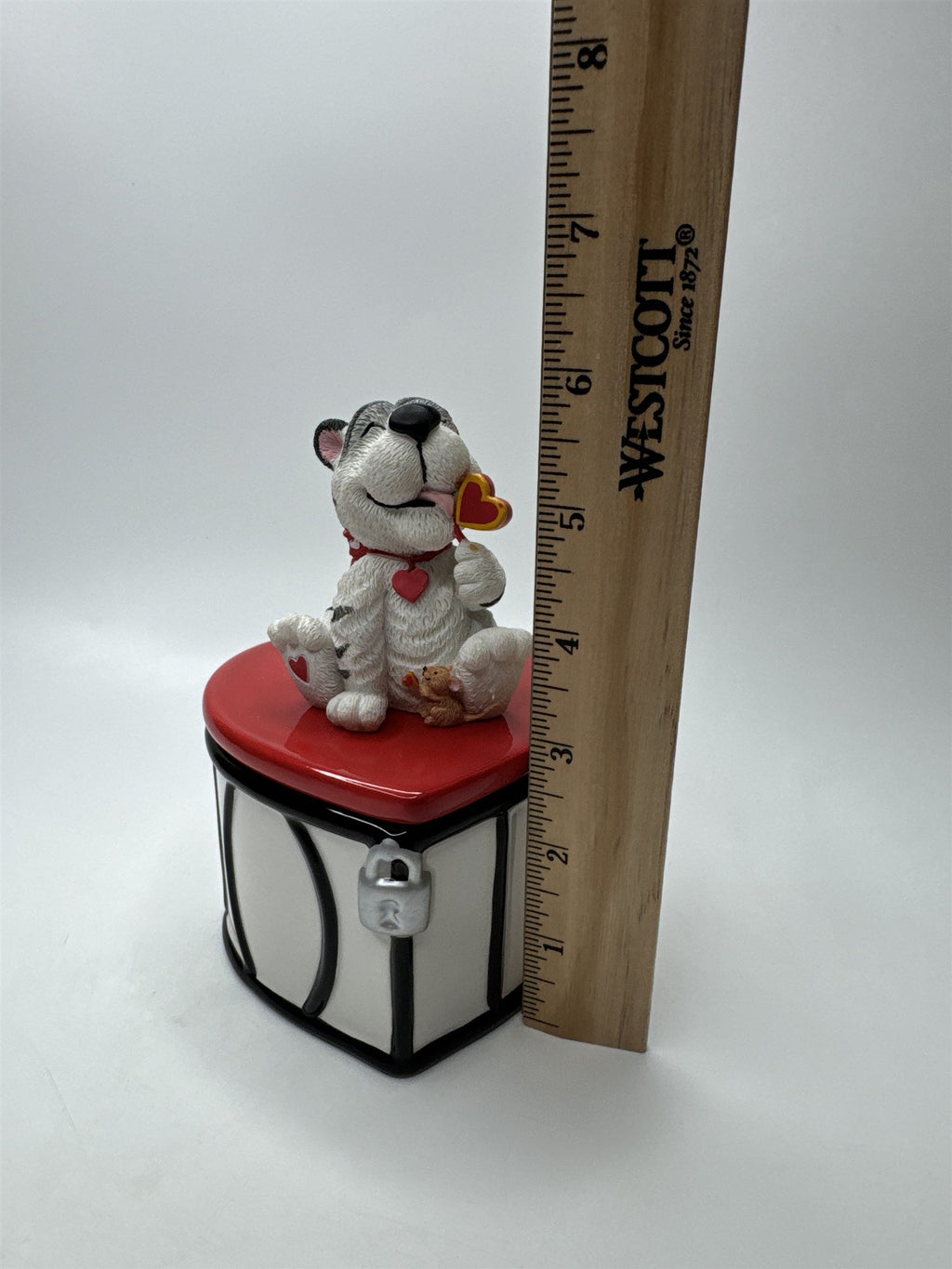 Hallmark Cat Trinket Box Figurine Valentine Heart Lock Candy Storage Decor