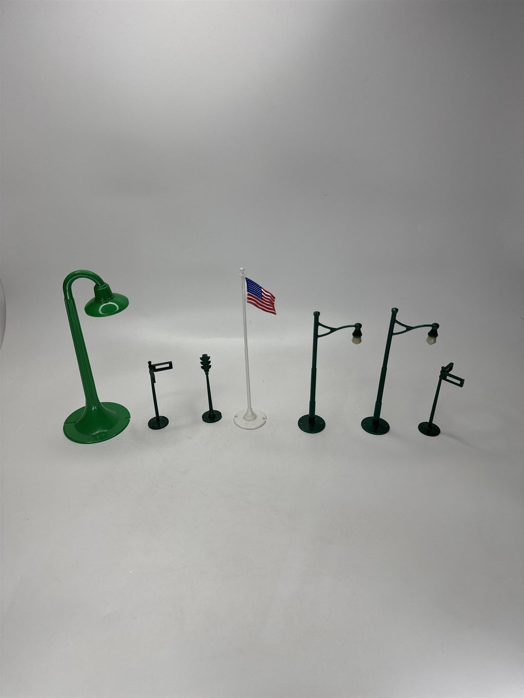 Vintage Model Train Platform Post Flag Lot Green Street Lights 7pc