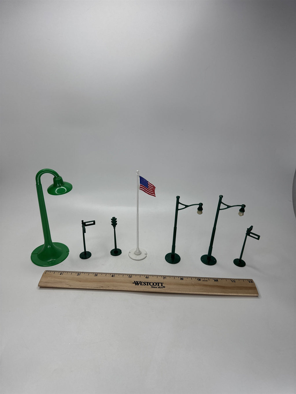 Vintage Model Train Platform Post Flag Lot Green Street Lights 7pc