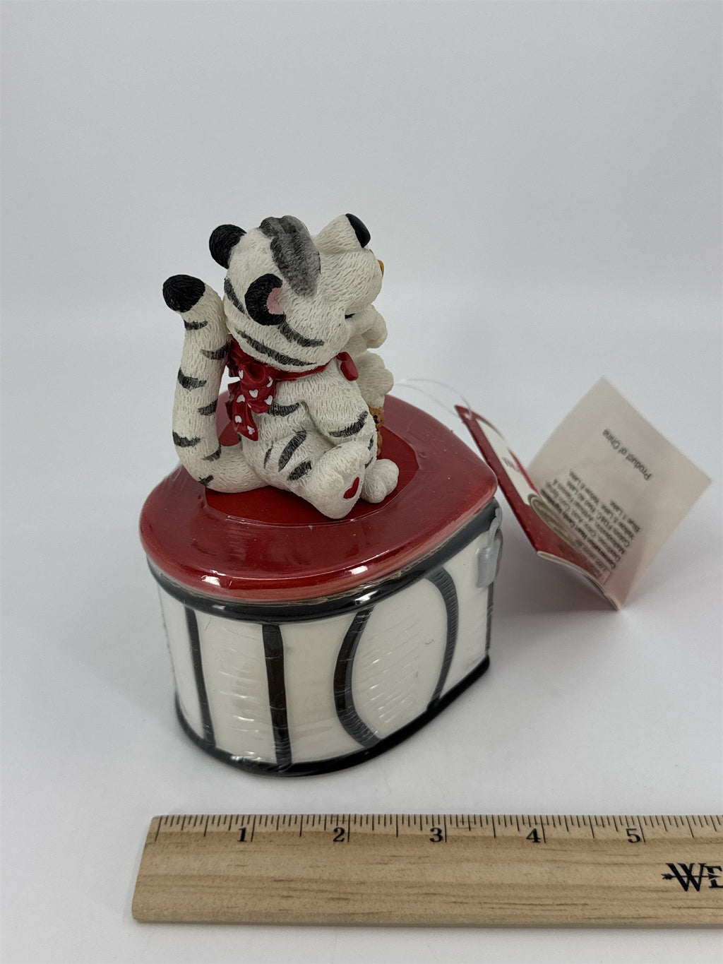 Vintage Hallmark Valentine's Day Cat Heart Lock Candy Trinket Box W/ Tag