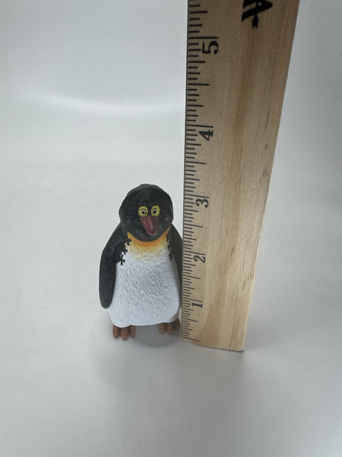 2006 McDonald's Happy Feet Lovelace Penguin Movie Happy Meal Toy Figure