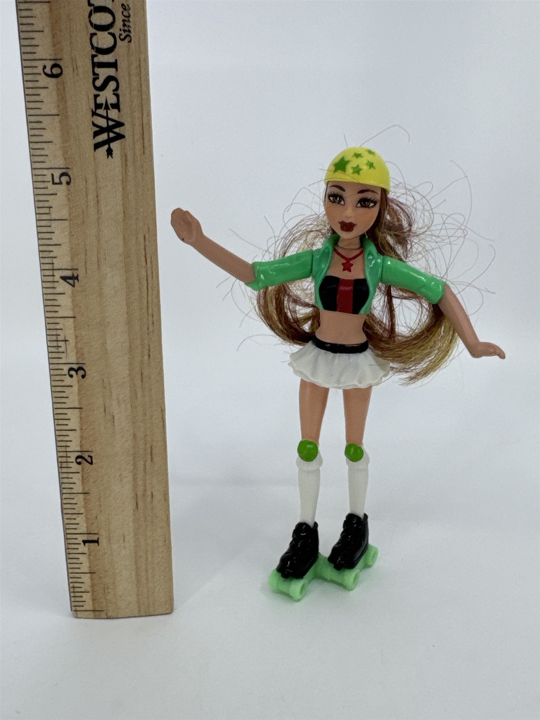 Mcdonald's My Scene 2007 Chelsea Toy Doll W/ Yellow Helmet And Rollerskates