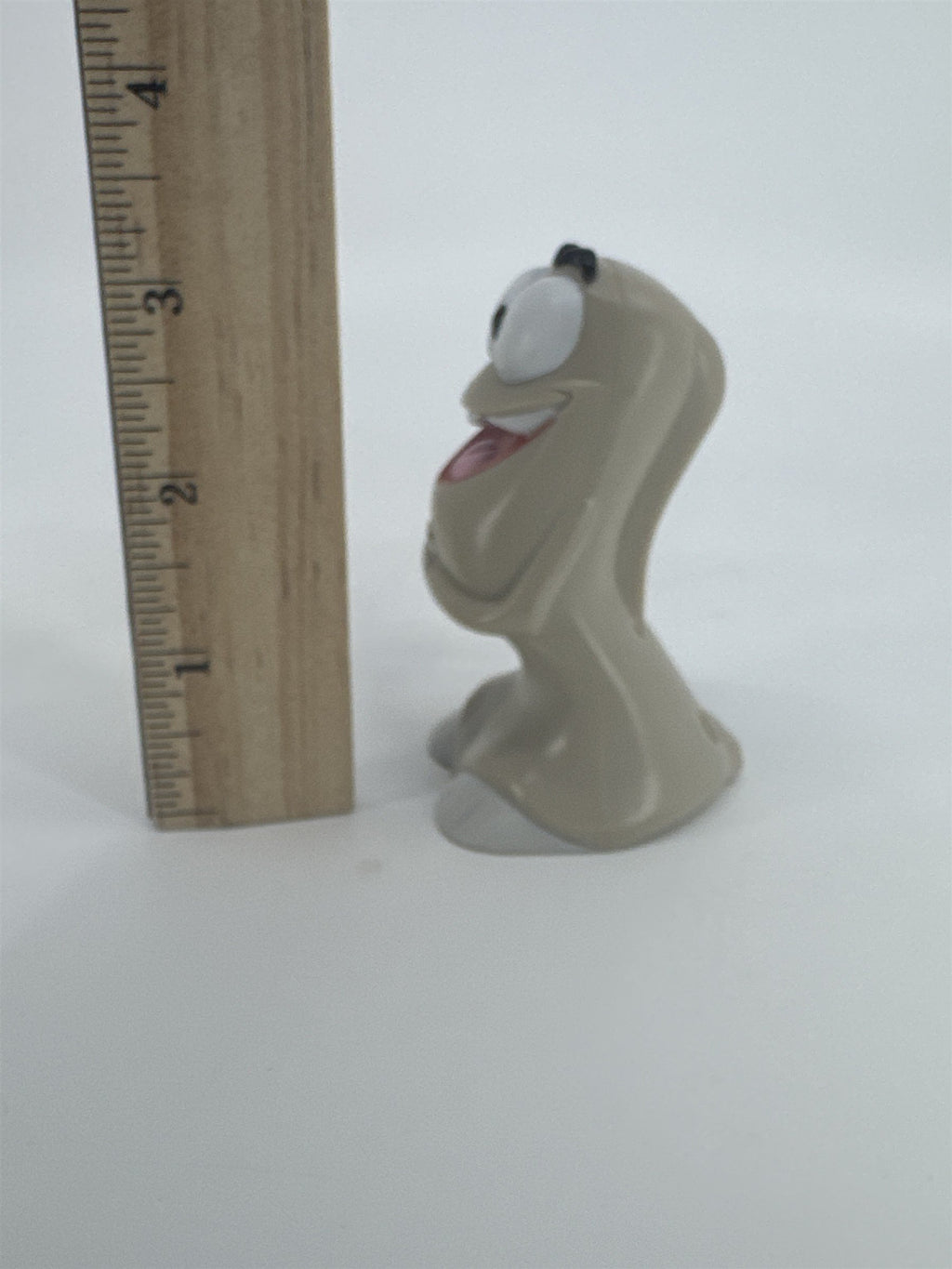 2007 McDonalds Happy Meal Promo Toy Cat Scratch Armpit Waffle Toy No Sound