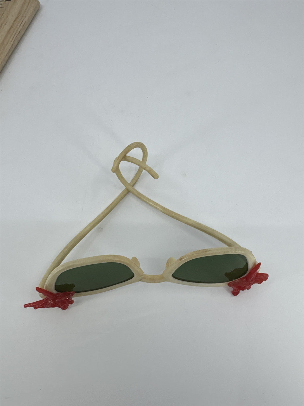 Vintage Mini Doll Or Small Child Sunglasses W/ Red Ballerinas And Green Lens