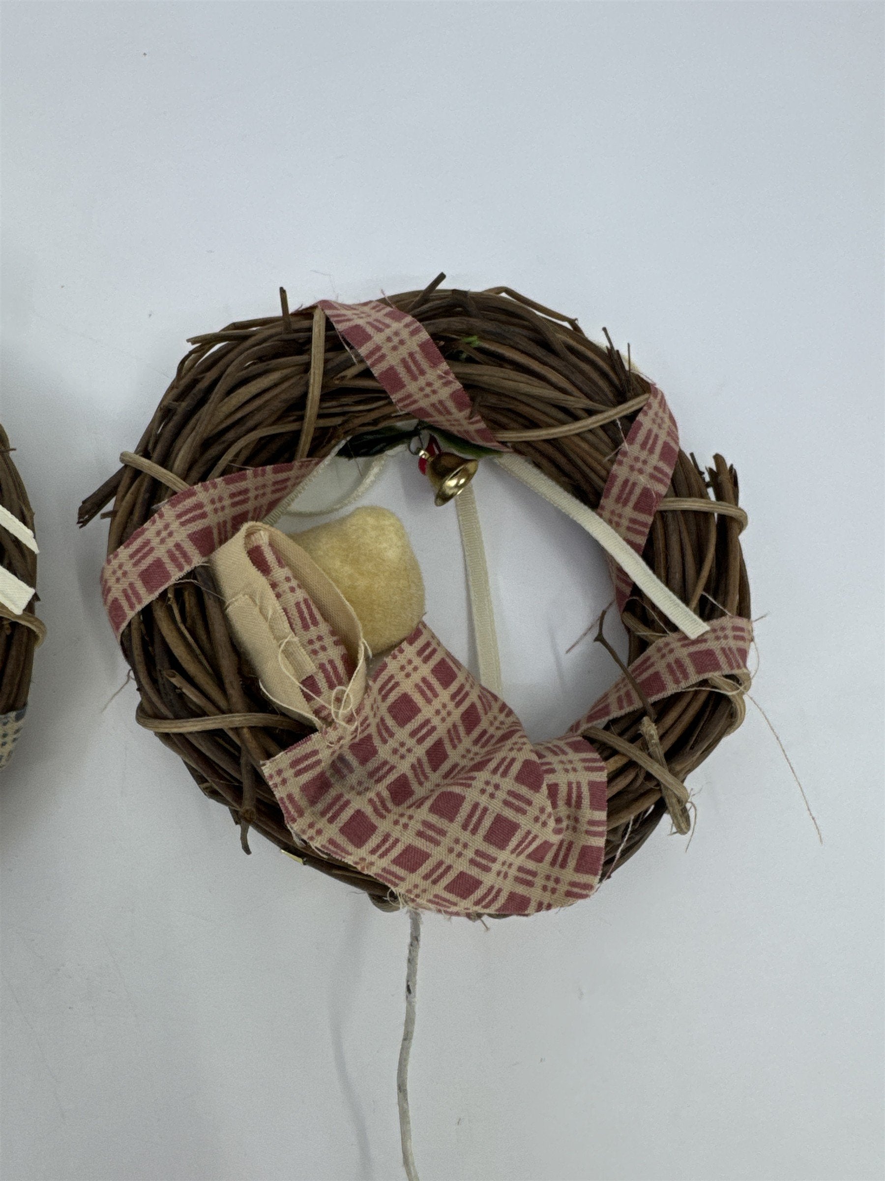 Set Of Two Holiday/Christmas Wreaths On Bendable Stakes W/ Teddy Bears Napping