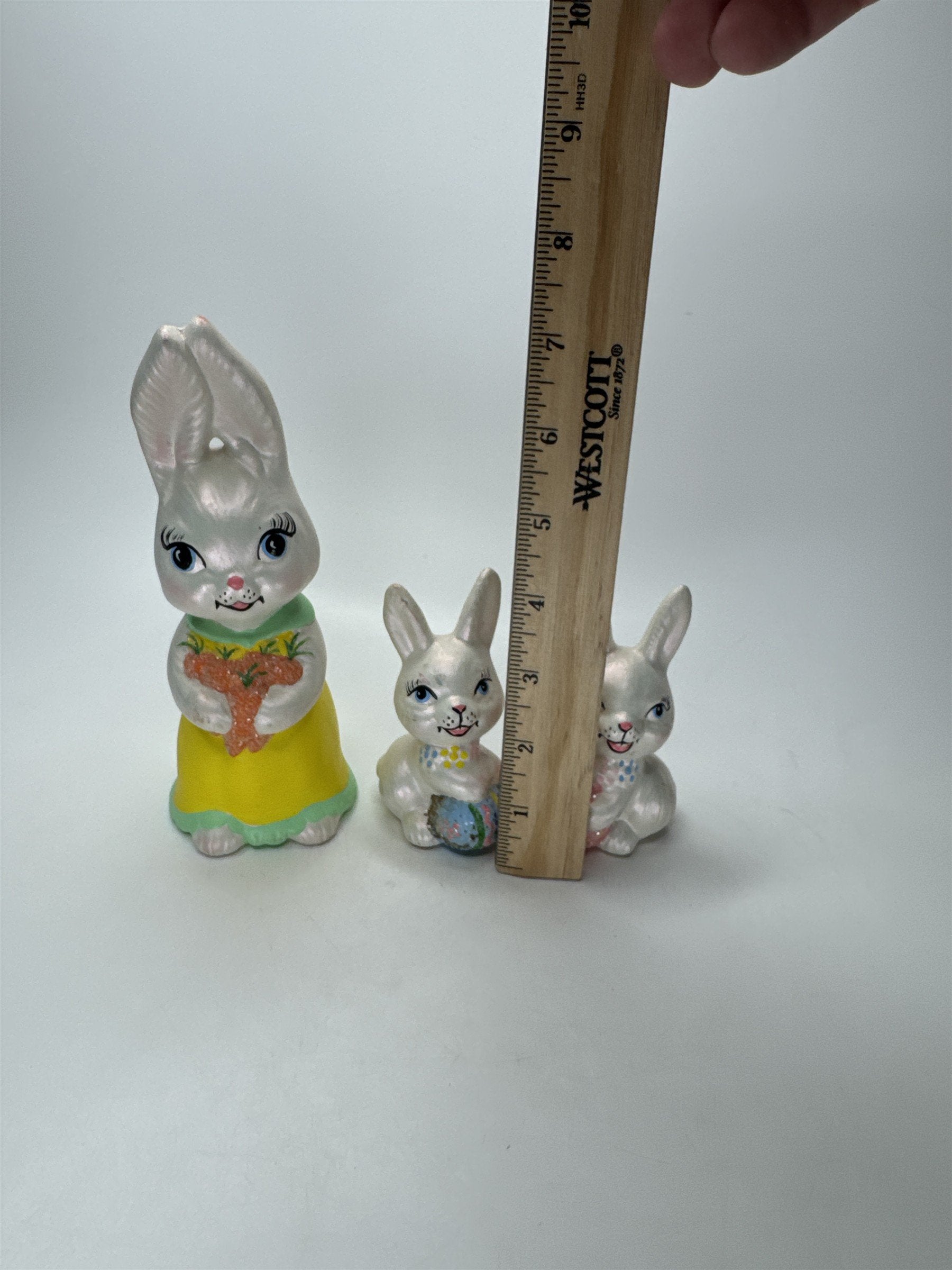 VTG Easter Decor Big Eye Bunny Figurine Set of 3 Iridescent Glaze Rabbit