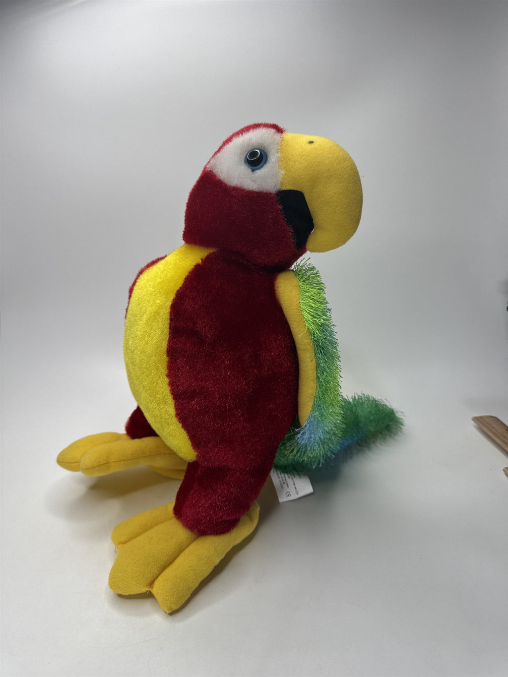 Kuddle Me Toys Macaw Plush Red Yellow Parrot Stuffed Animal 11" Green Blue