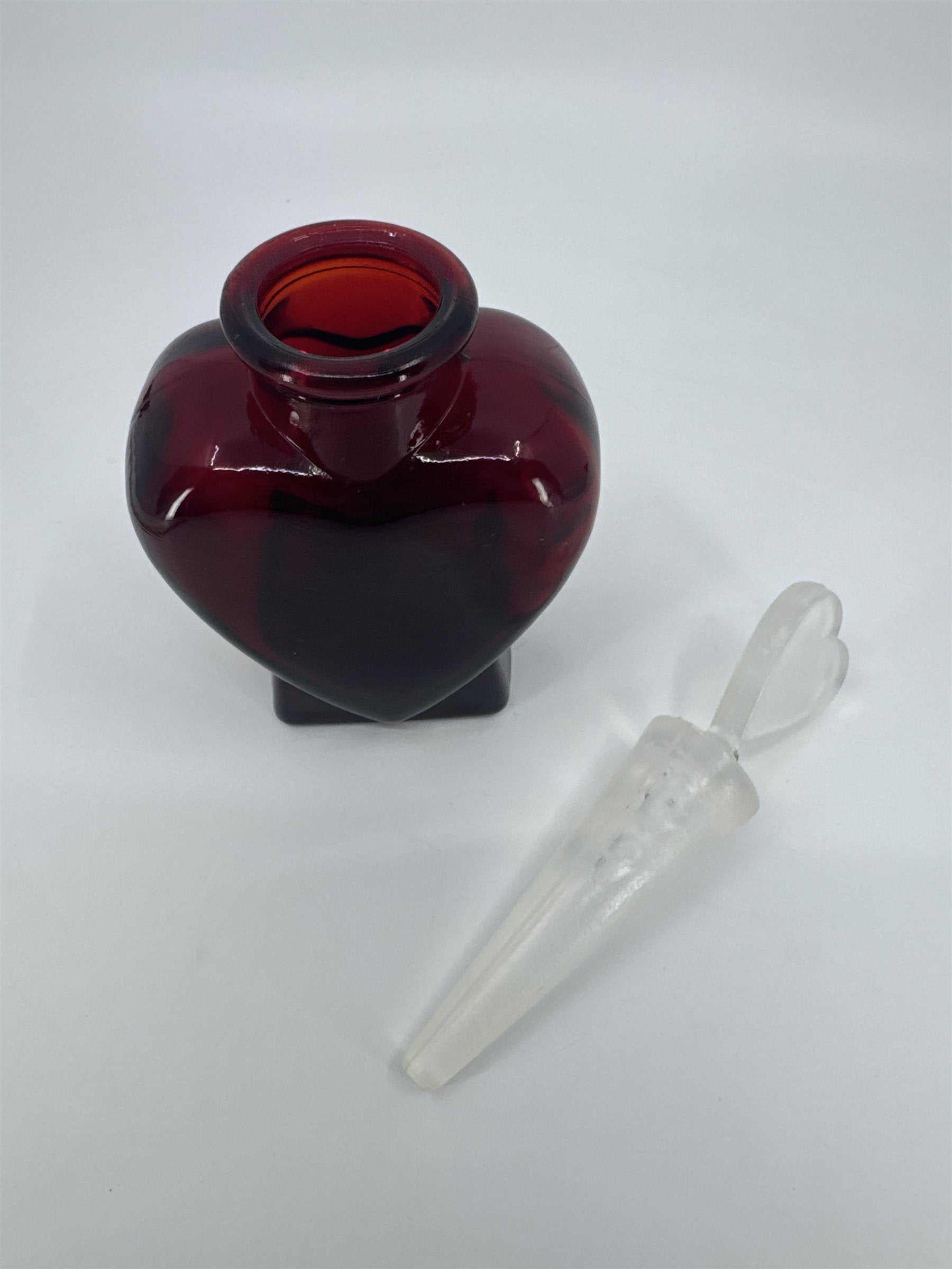 Vintage Heart Shaped Valentine's Day Glass Bottle Perfume Bottle W/ Stopper