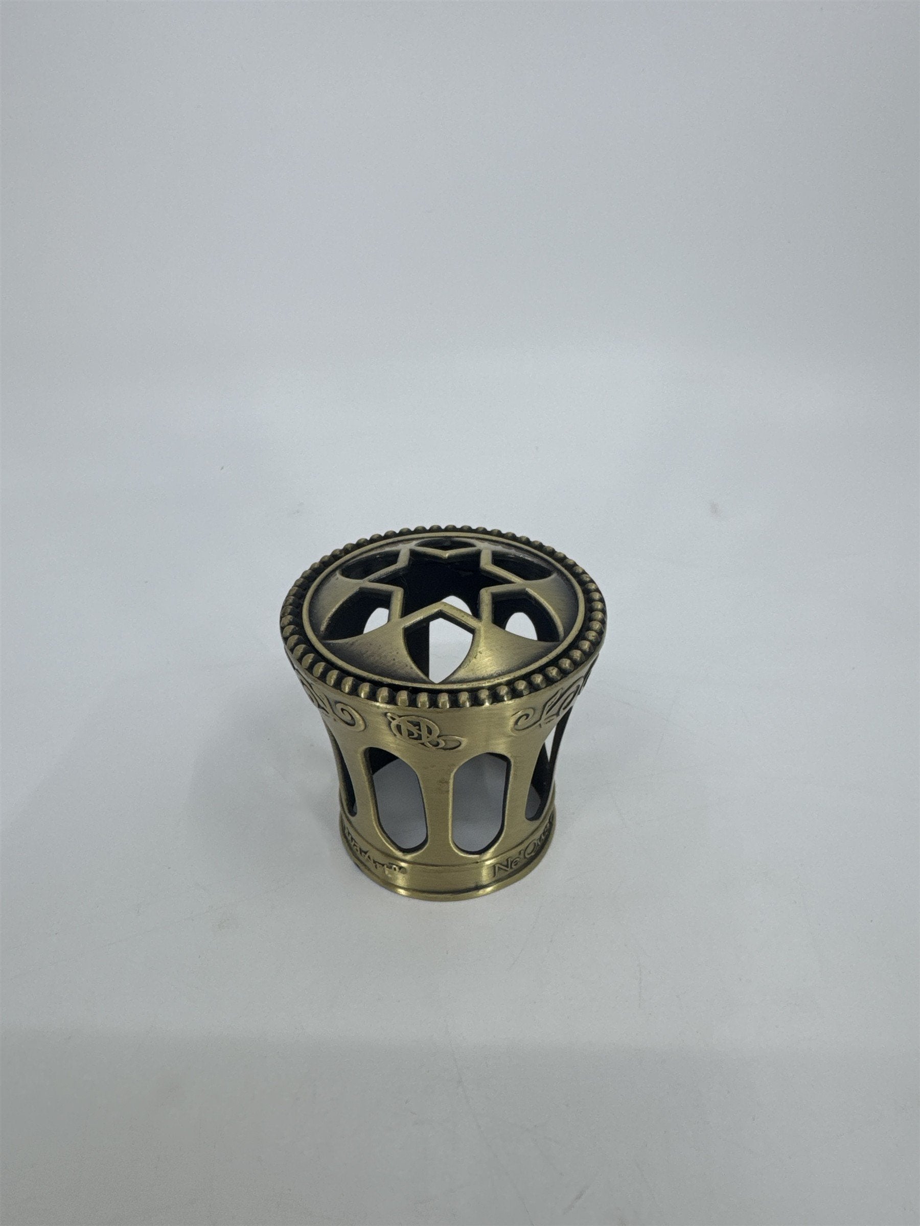Vintage Ne 'Qwa Art Fragrance Oil Lamp Crown Brass Toned Topper