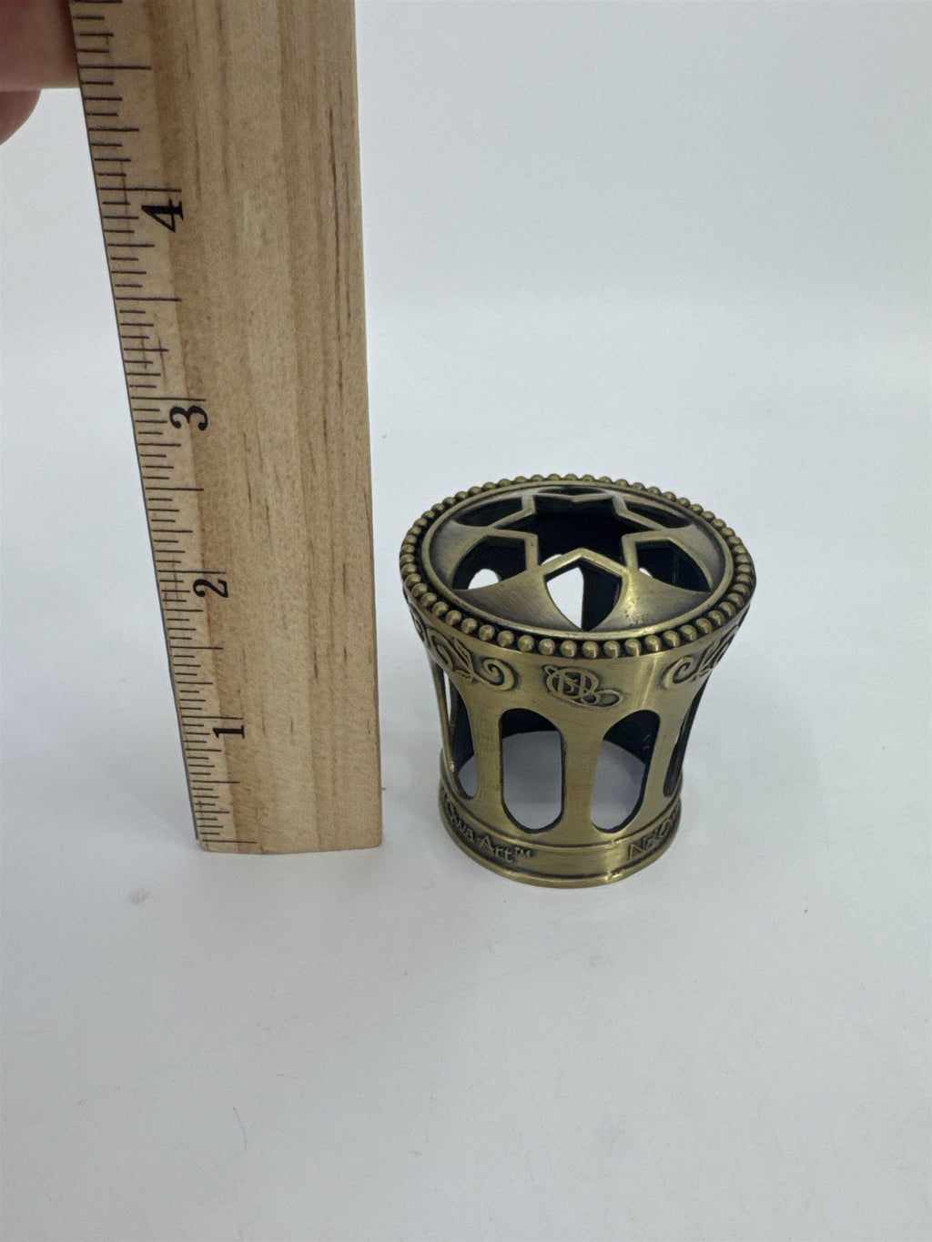 Vintage Ne 'Qwa Art Fragrance Oil Lamp Crown Brass Toned Topper