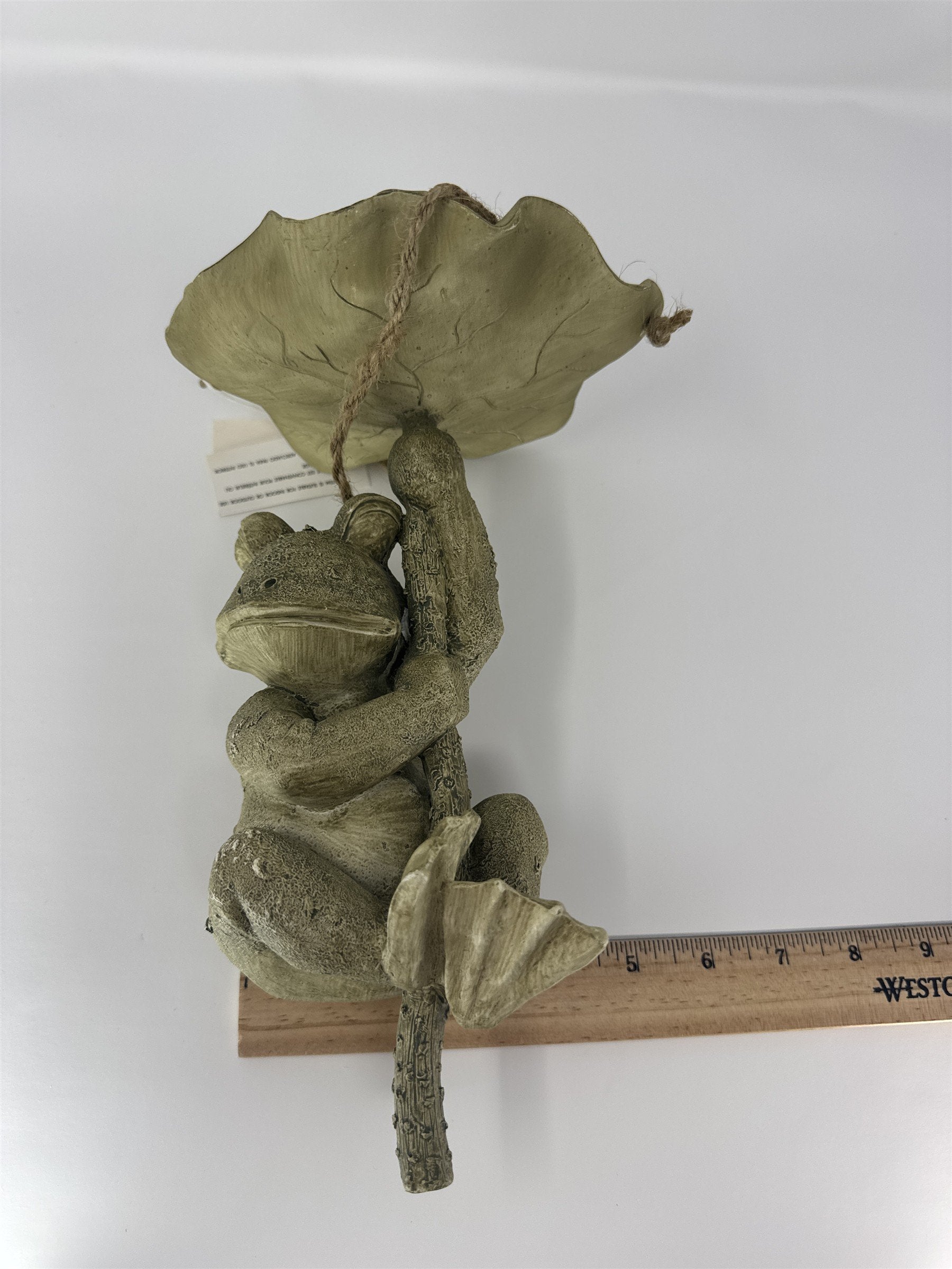 Vintage Home Interiors 69003 Frog Climbing Lily Pad Hanging Planter Decor Resin