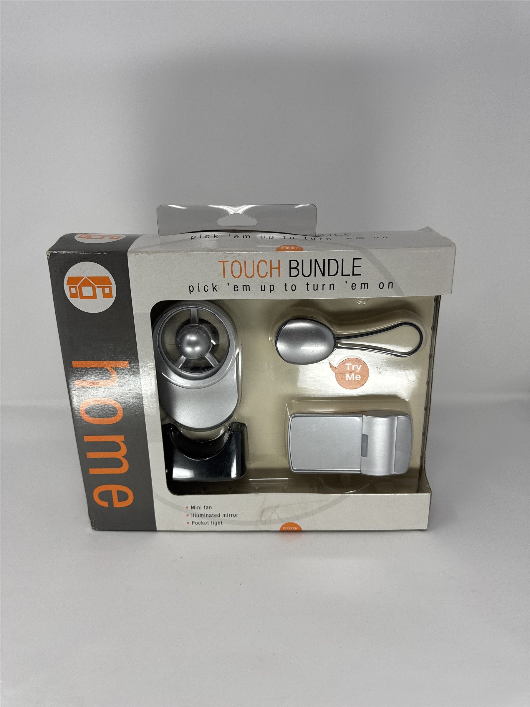 RadioShack Home Touch Bundle Mini Fan Illuminated Mirror Pocket Light 630-0337