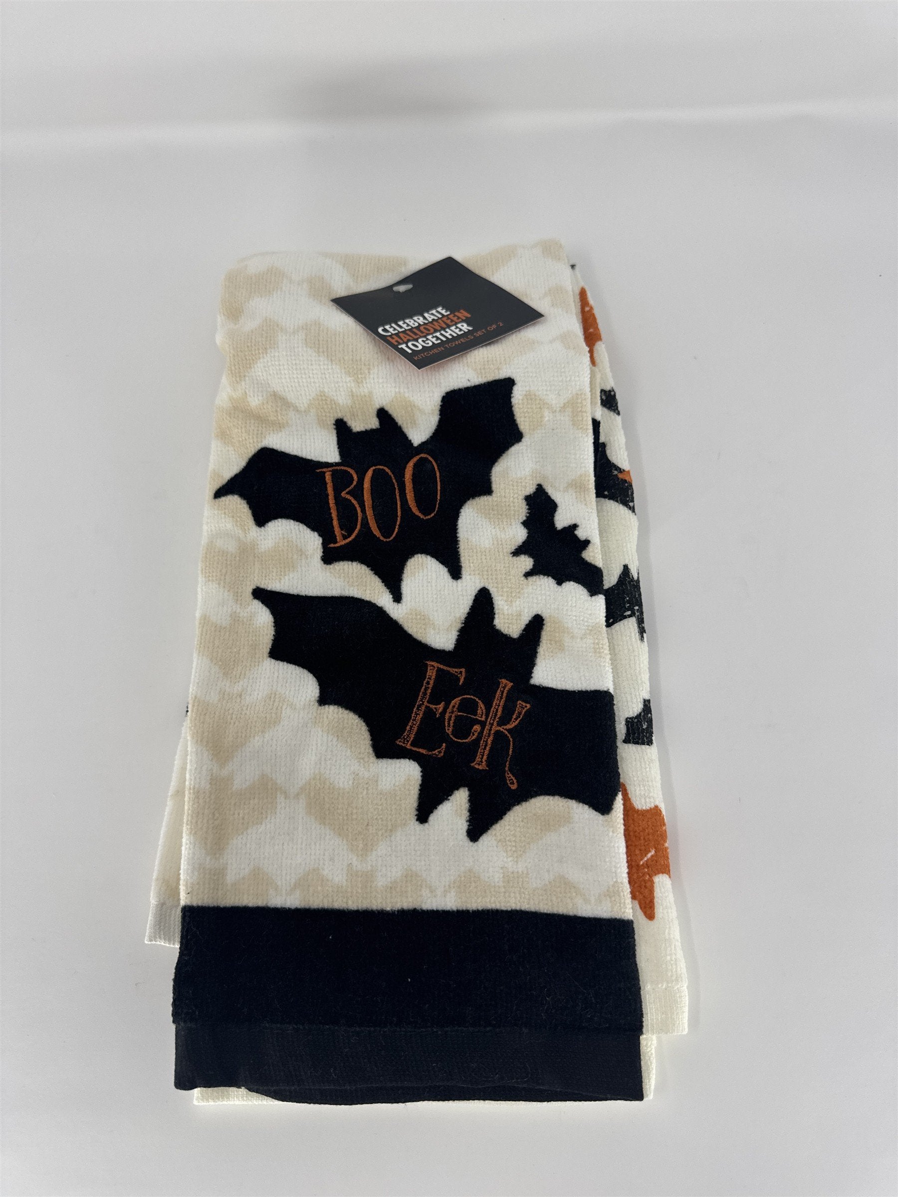 Kohl's Celebrate Halloween Together Kitchen Towels Set 2 Bats Boo Eek