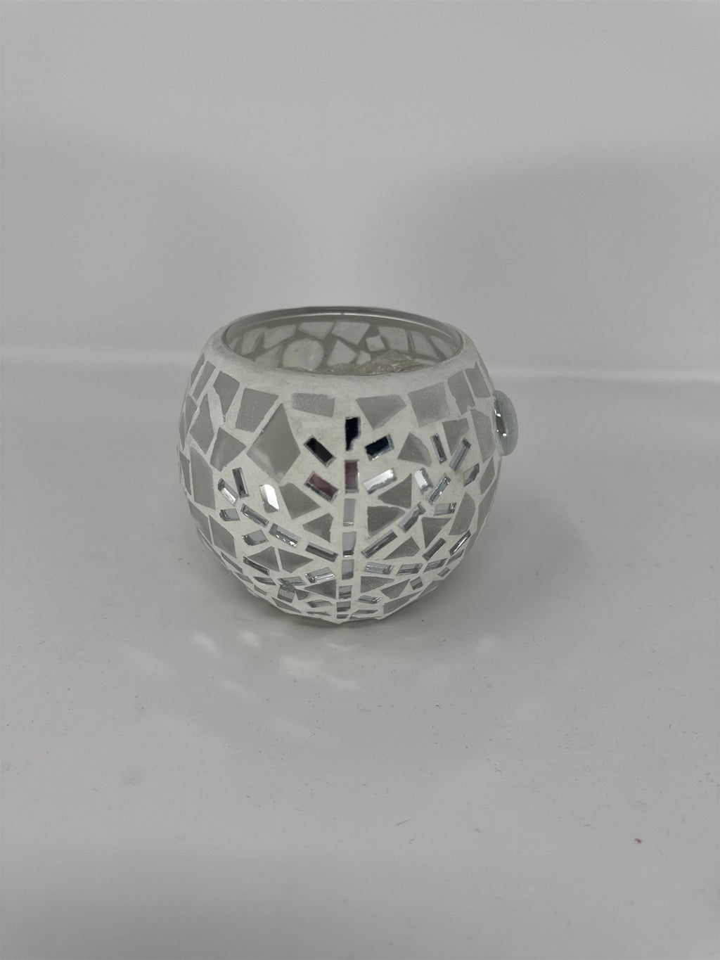 Home Interiors 57037 White Mosaic Glass Snowflake Votive Candle Holder Winter