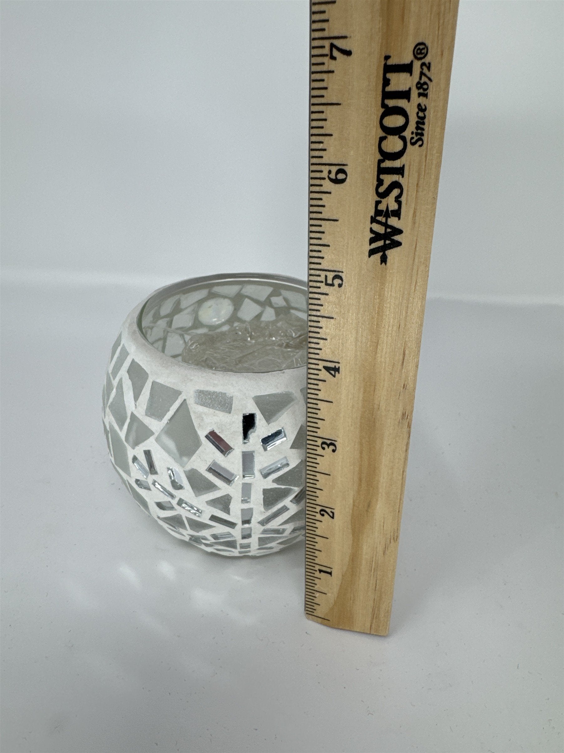 Home Interiors 57037 White Mosaic Glass Snowflake Votive Candle Holder Winter