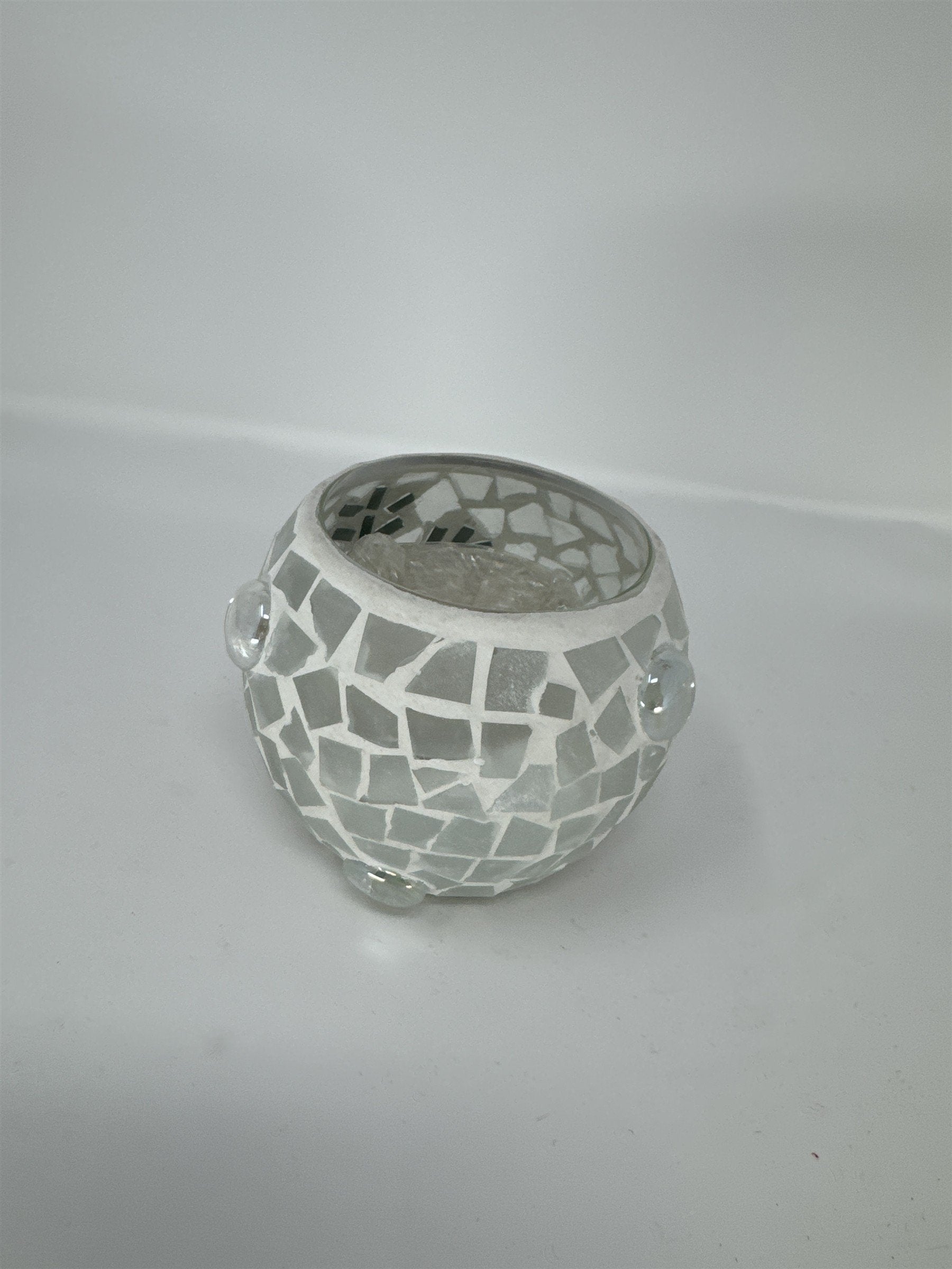 Home Interiors 57037 White Mosaic Glass Snowflake Votive Candle Holder Winter
