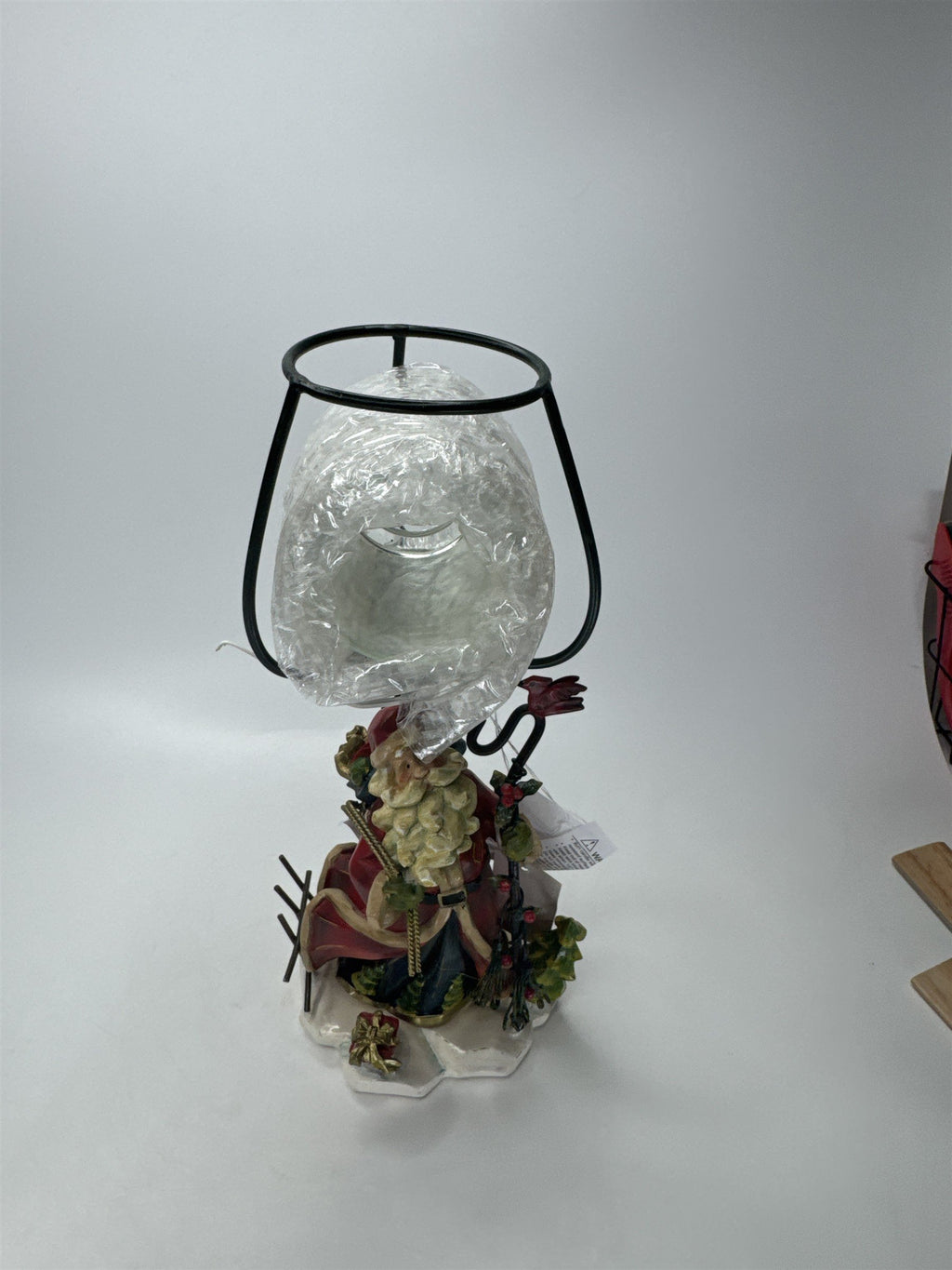 Home Interiors 57030 Santa Cardinal Staff Candle Holder Metal Mesh Shade