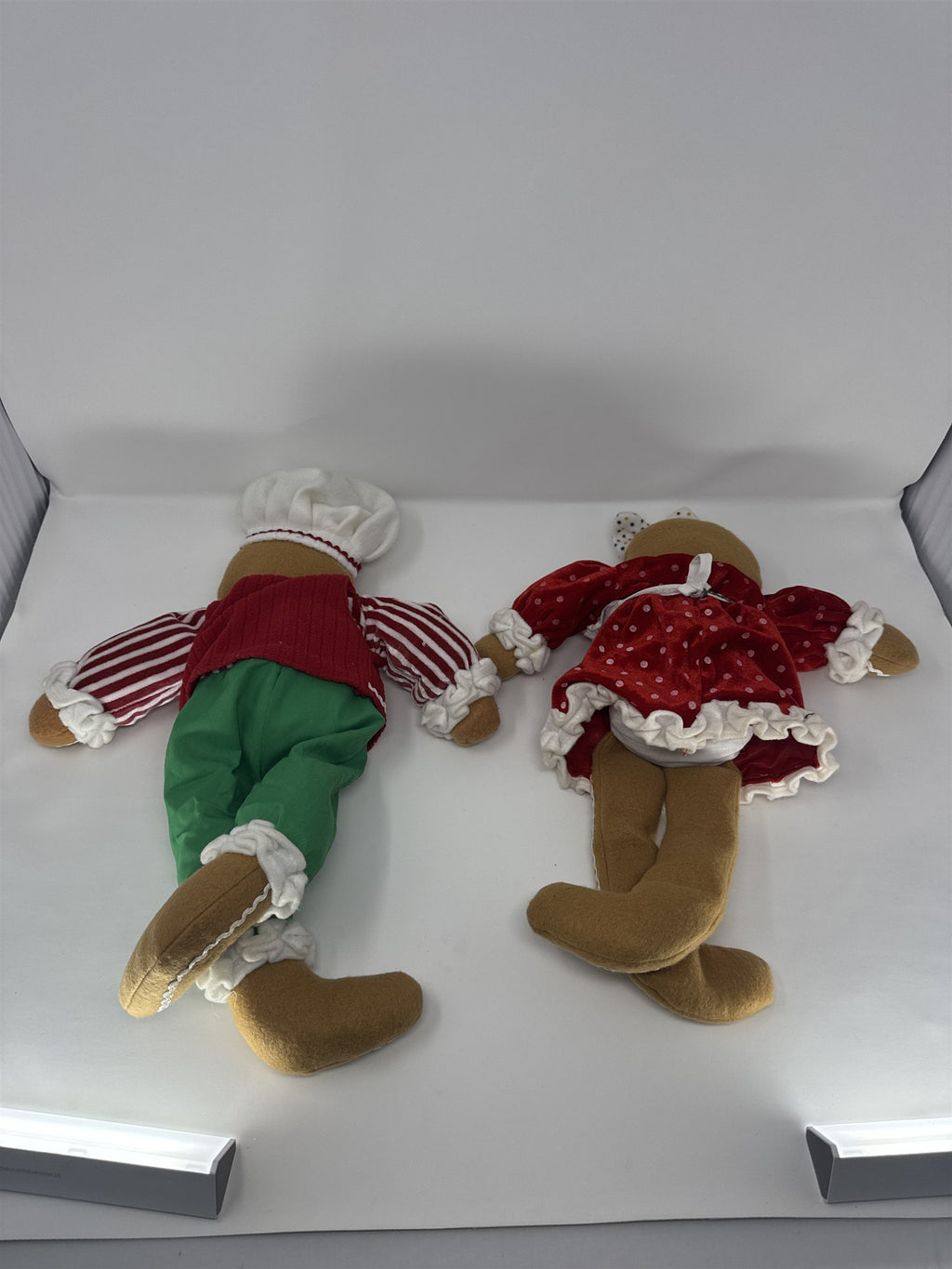 Home Interiors Gingerbread Couple Shelf Sitters Chef Girl Dangling Legs Xmas