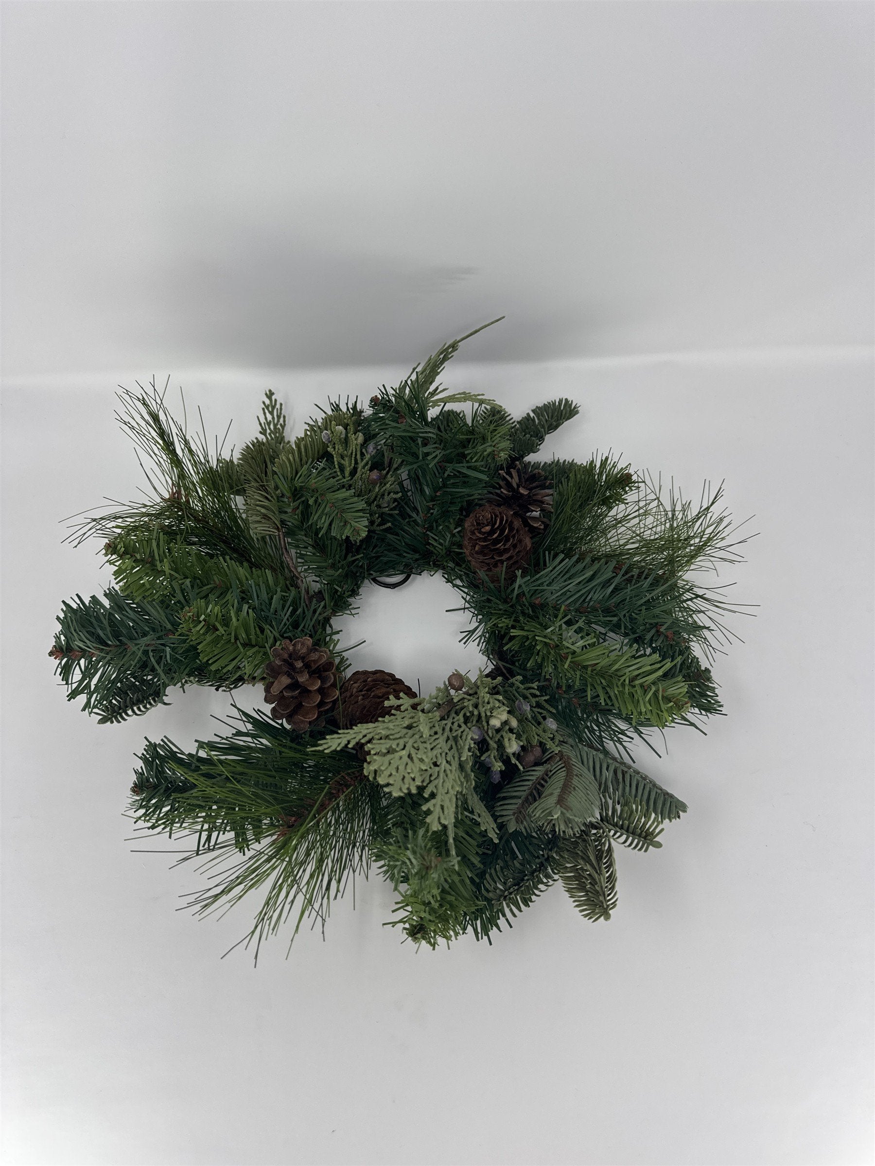 Home Interiors 12" Artificial Pine Wreath Pinecones Berries Christmas Decor