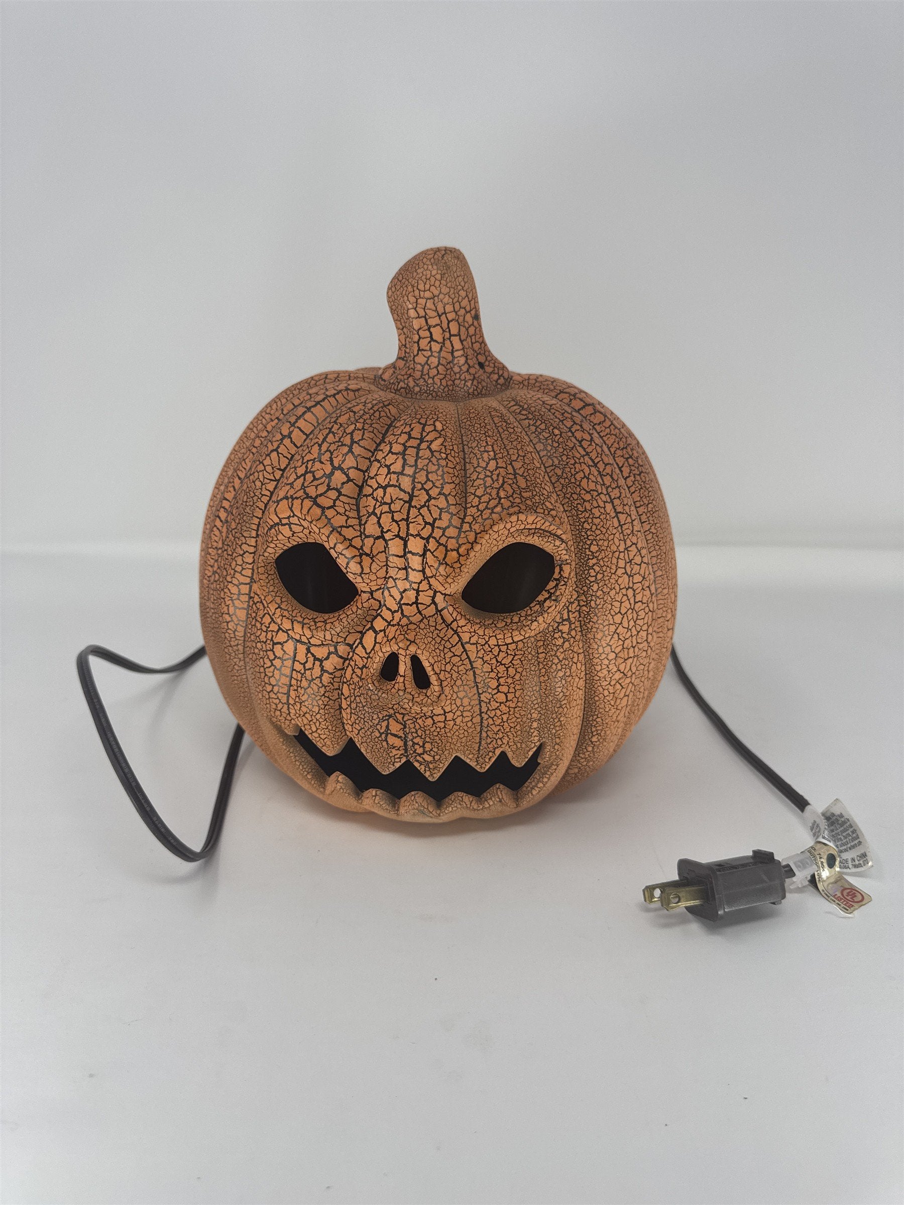 Vintage Scary Angry Pumpkin Jack-O-Lantern Light Up Blow Mold Decor Halloween