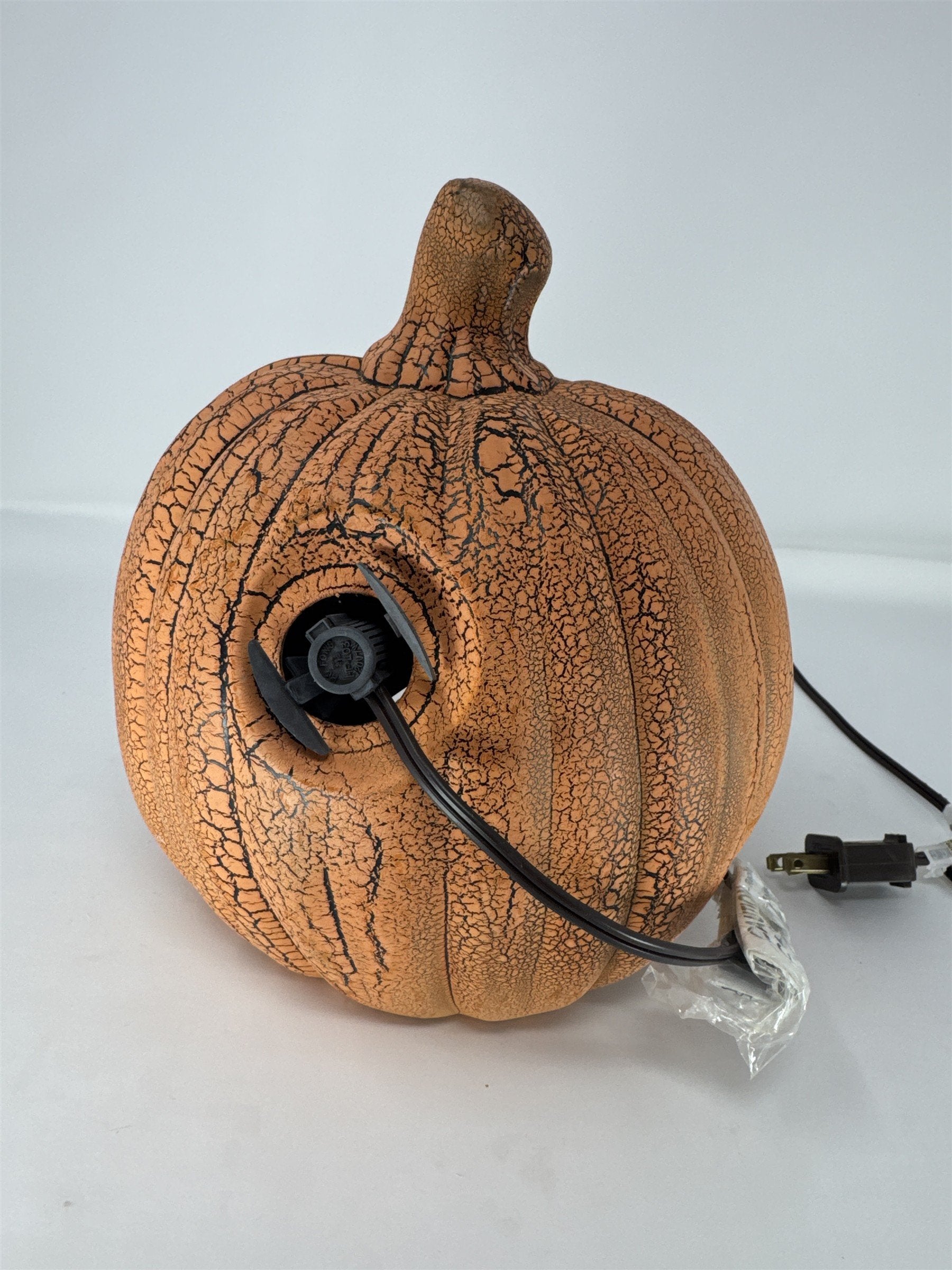 Vintage Scary Angry Pumpkin Jack-O-Lantern Light Up Blow Mold Decor Halloween