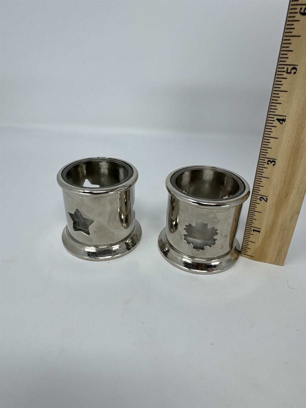 Vtg Silver Metal Votive Candle Holders Set 2 Snowflake Star Cutout Glass